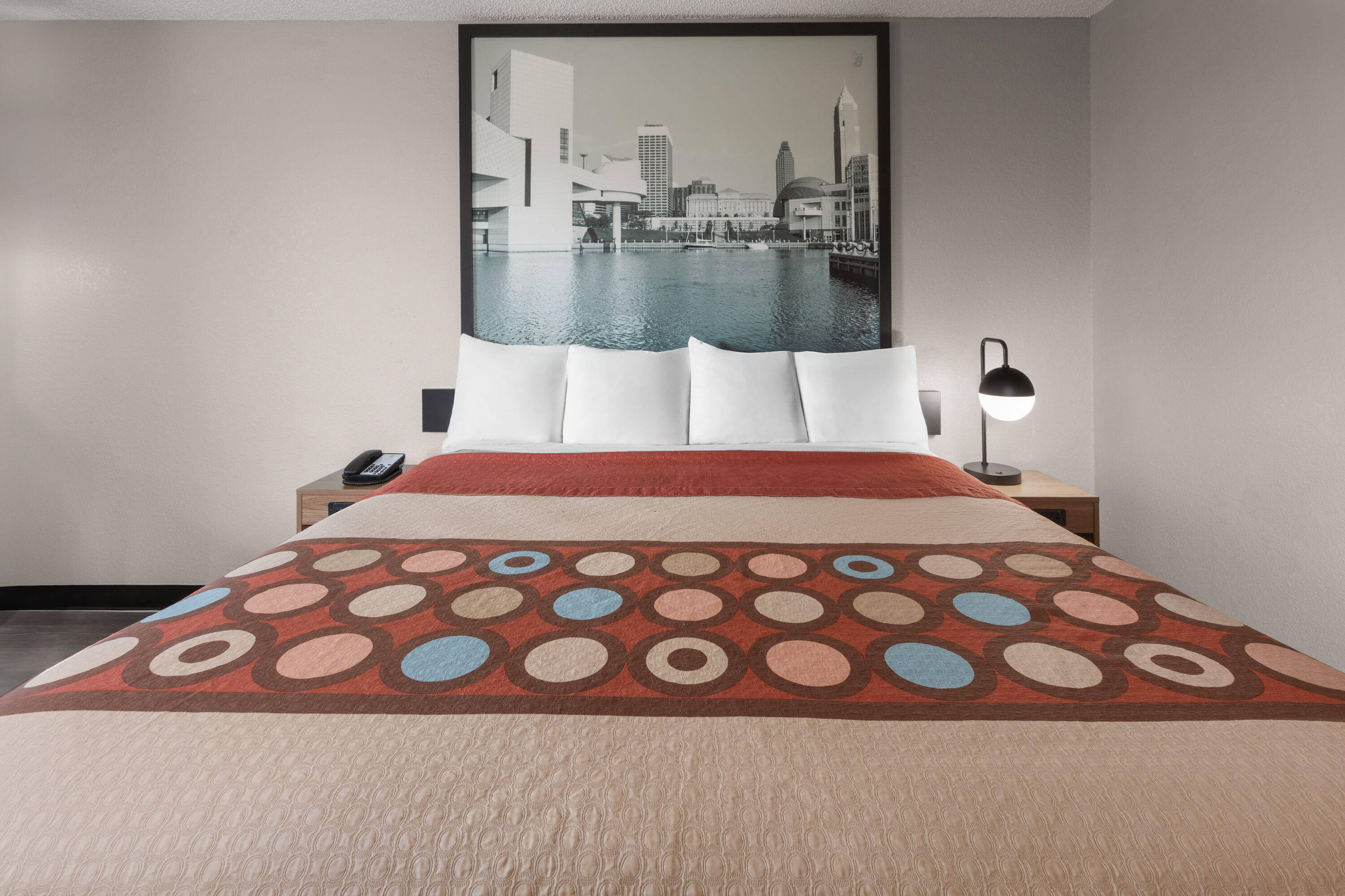 Guest room at the Super 8 by Wyndham Kent/Akron Area in Kent, Ohio