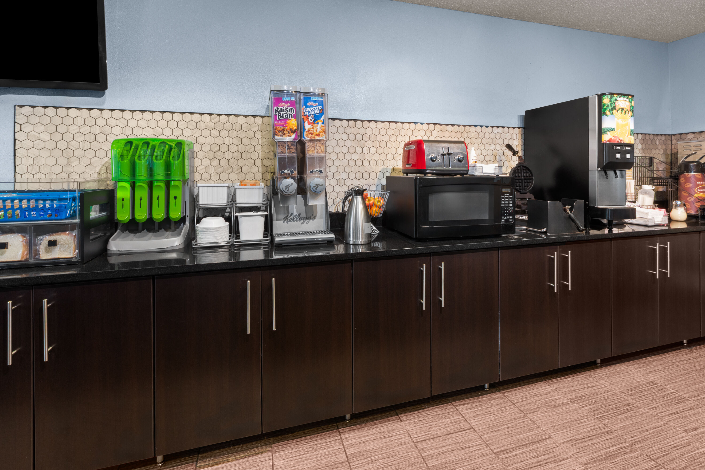 Free breakfast at Super 8 by Wyndham Medina in Medina, Ohio