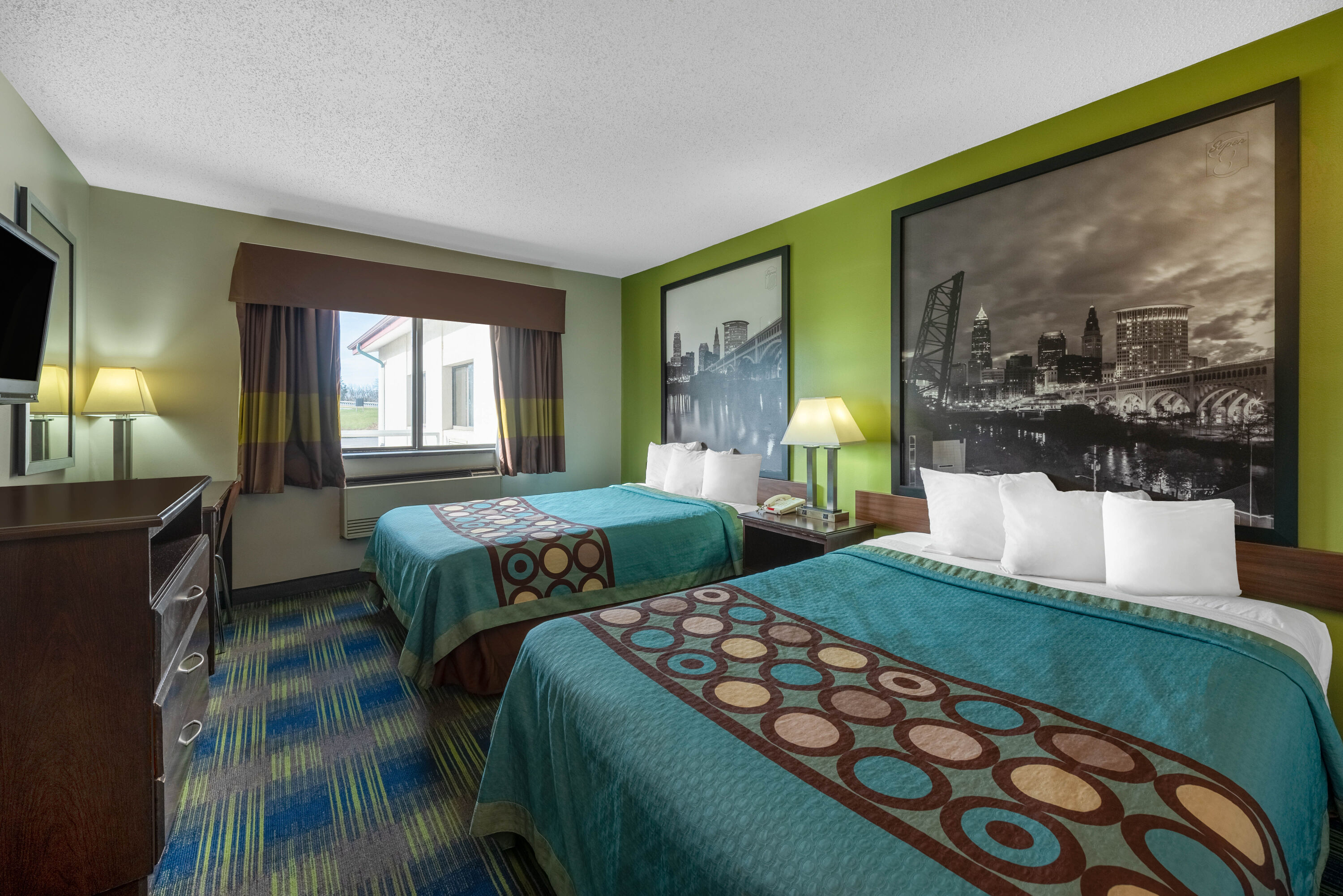 Super 8 By Wyndham Cleveland North Ridgeville Oh Hotels