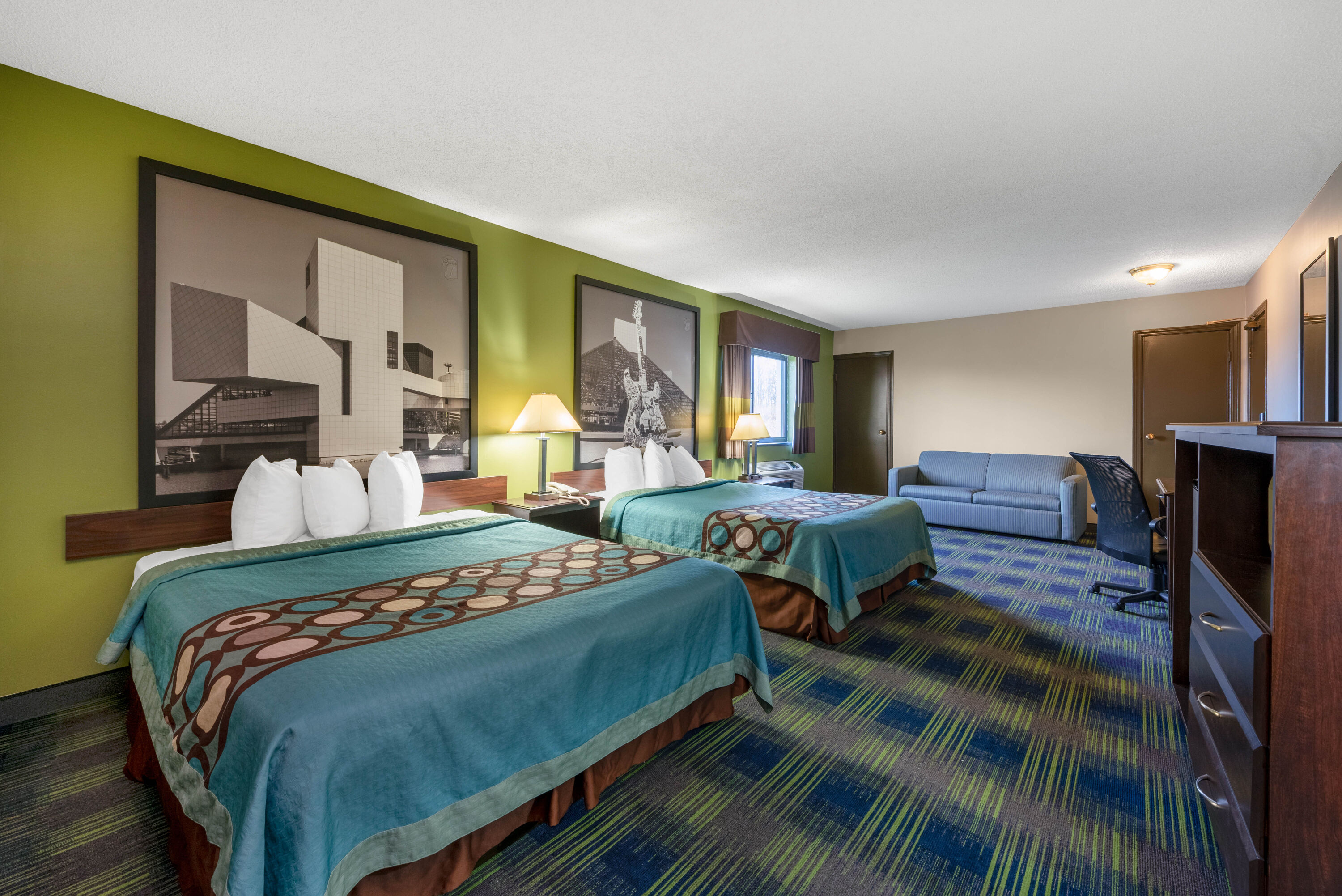 Super 8 By Wyndham Cleveland North Ridgeville Oh Hotels
