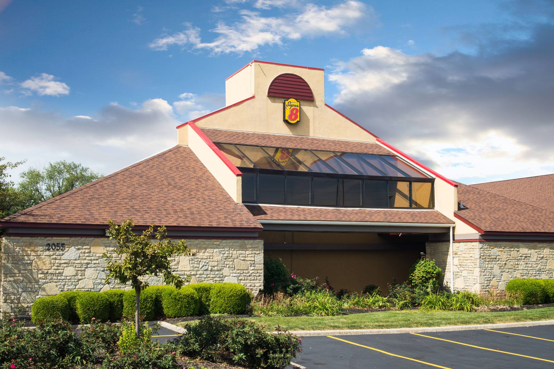 Exterior of Super 8 Reynolds /East Columbus Area hotel in Reynoldsburg, Ohio Exterior of Super 8 Reynolds /East Columbus Area hotel in Reynoldsburg, Ohio
