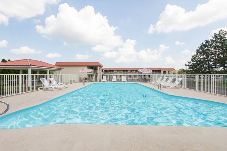 Pool at the Super 8 Sandusky North in Sandusky, Ohio