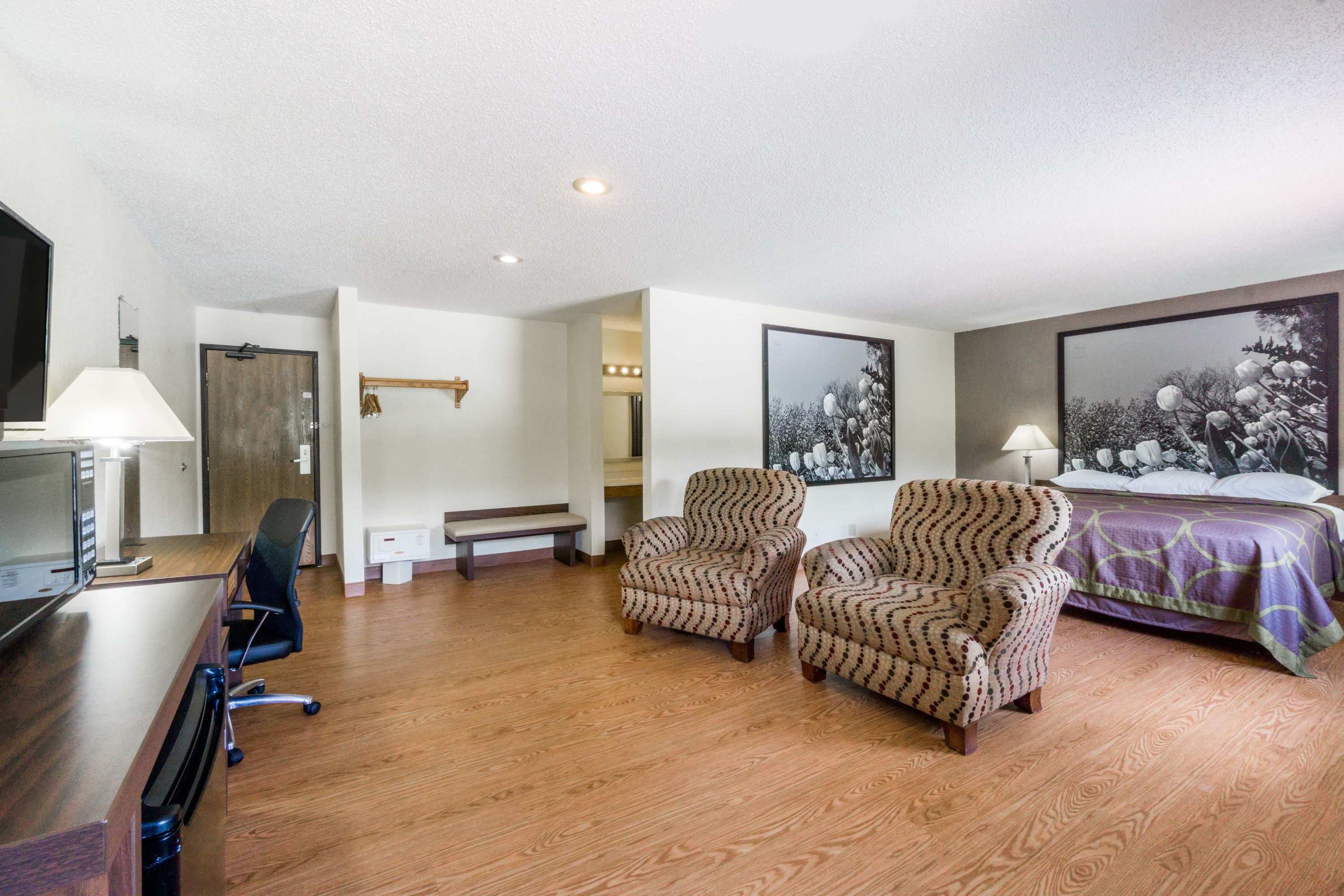 Super 8 By Wyndham Zanesville Zanesville Oh Hotels