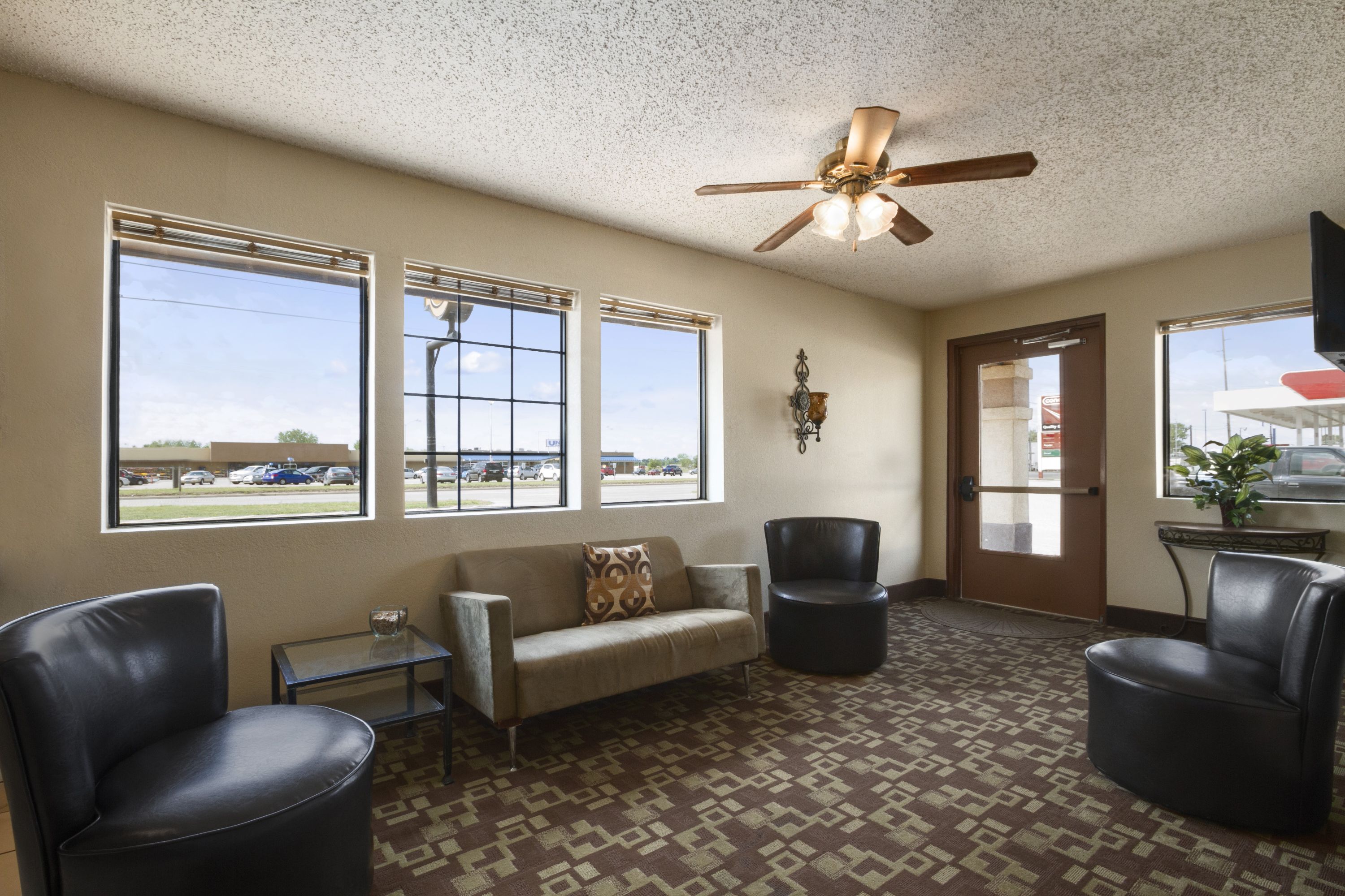 Super 8 By Wyndham Blackwell Blackwell Ok Hotels
