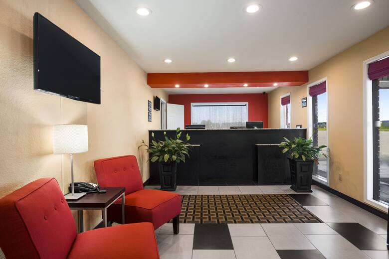 Super 8 Henryetta hotel lobby in Henryetta, Oklahoma