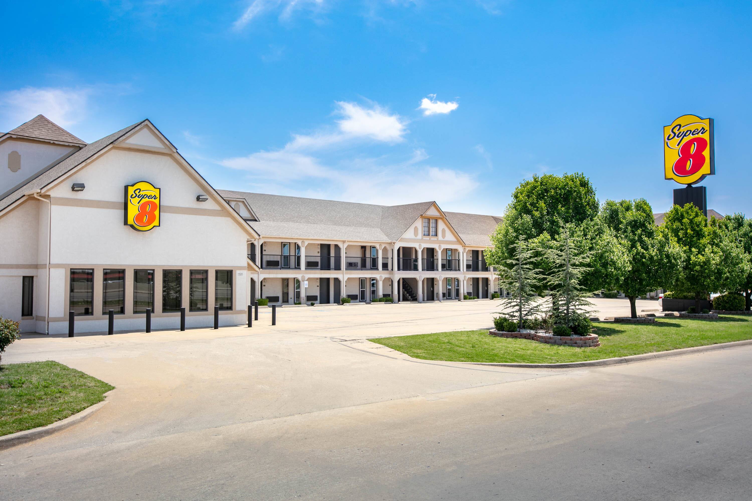 Super 8 by Wyndham City of Moore | Moore, OK Hotels
