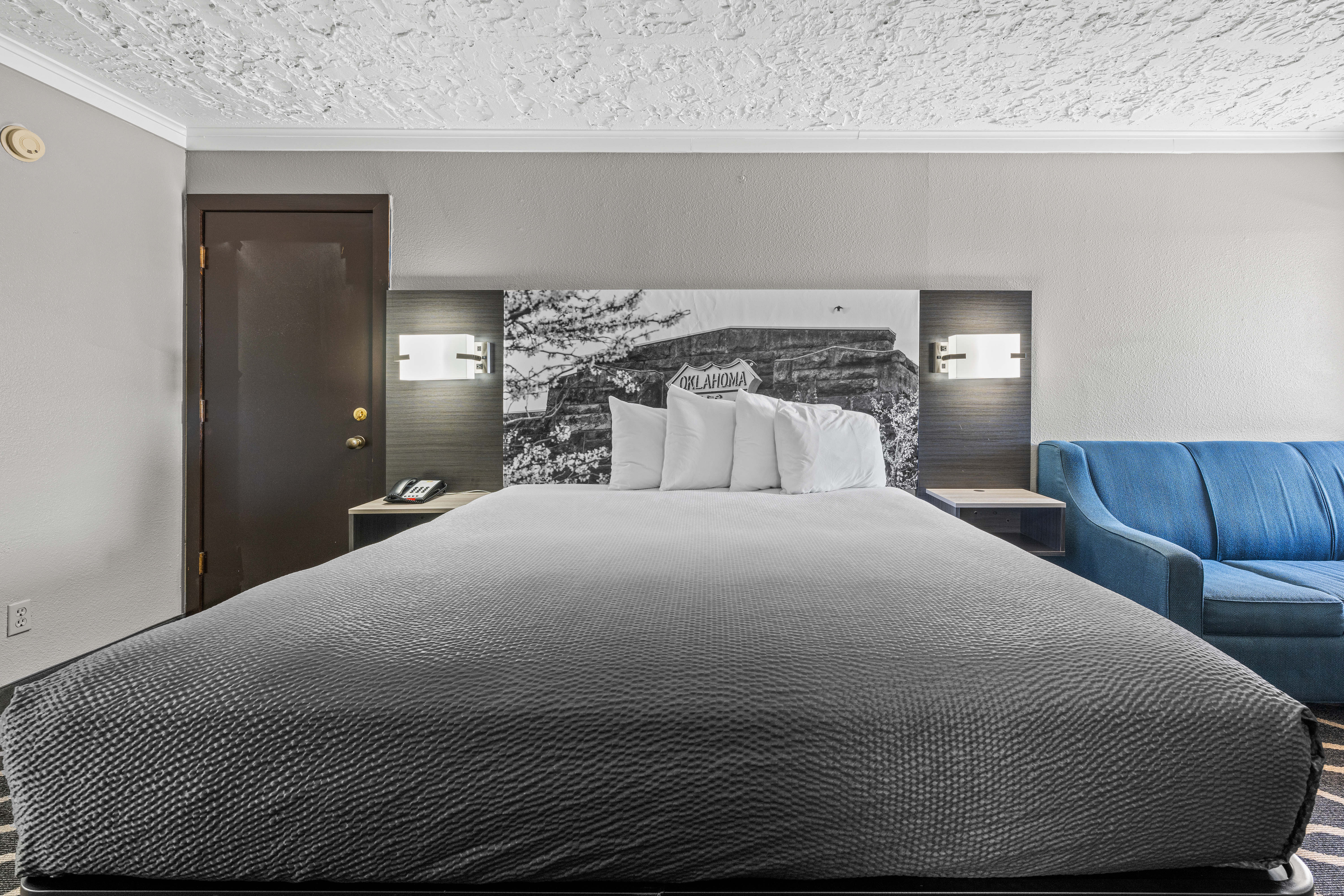 Guest room at the Super 8 by Wyndham Norman West in Norman, Oklahoma