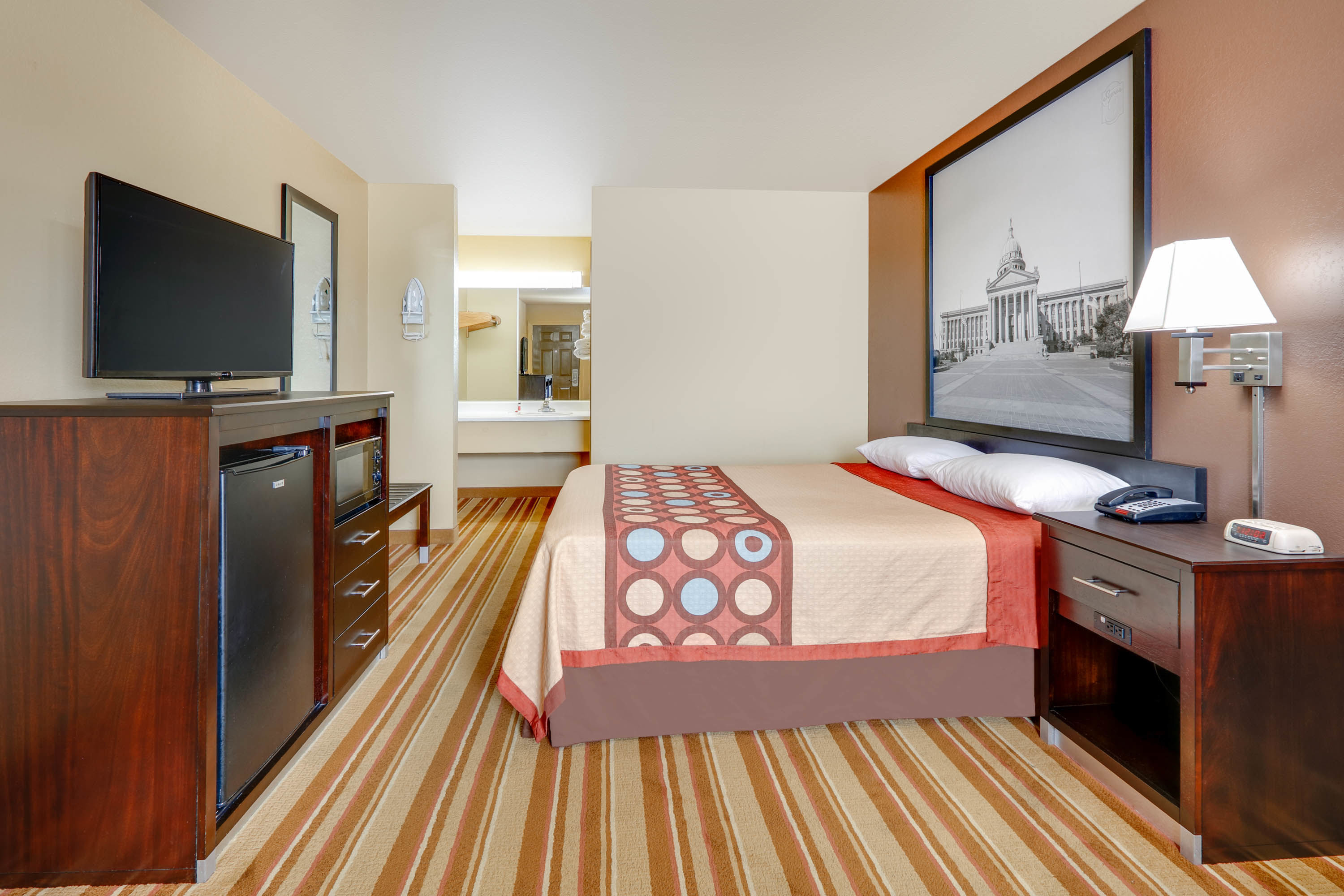 Guest room at the Super 8 by Wyndham Big Cabin/Vinita Area in Vinita, Oklahoma