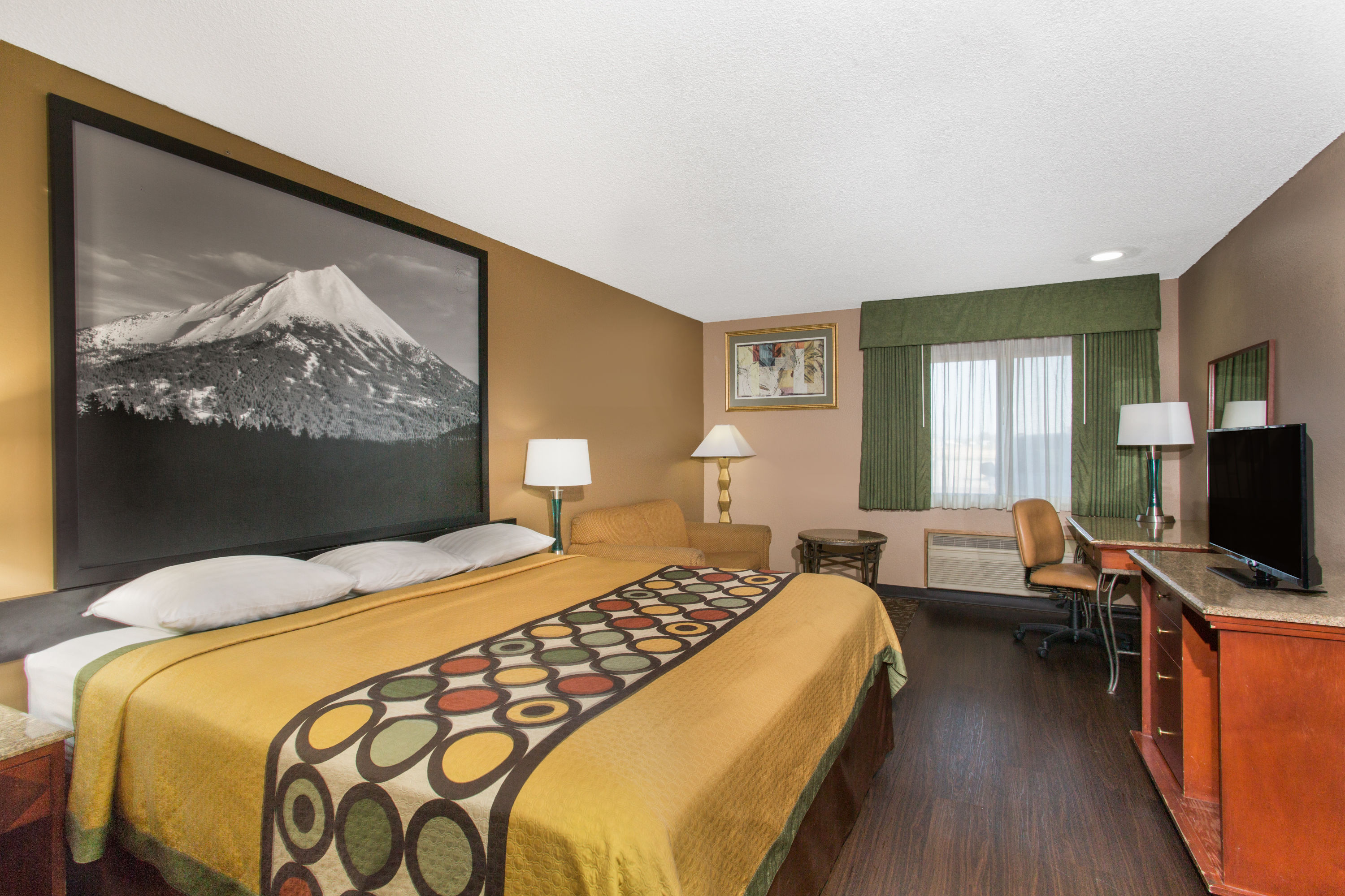 Super 8 by Wyndham Baker City Baker City, OR Hotels