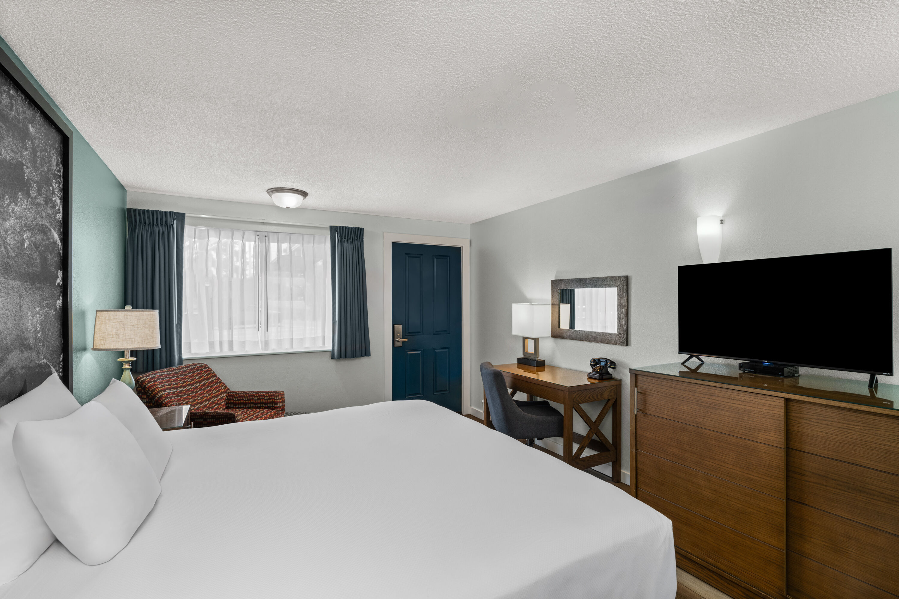 Guest room at the Super 8 by Wyndham Florence OR in Florence, Oregon