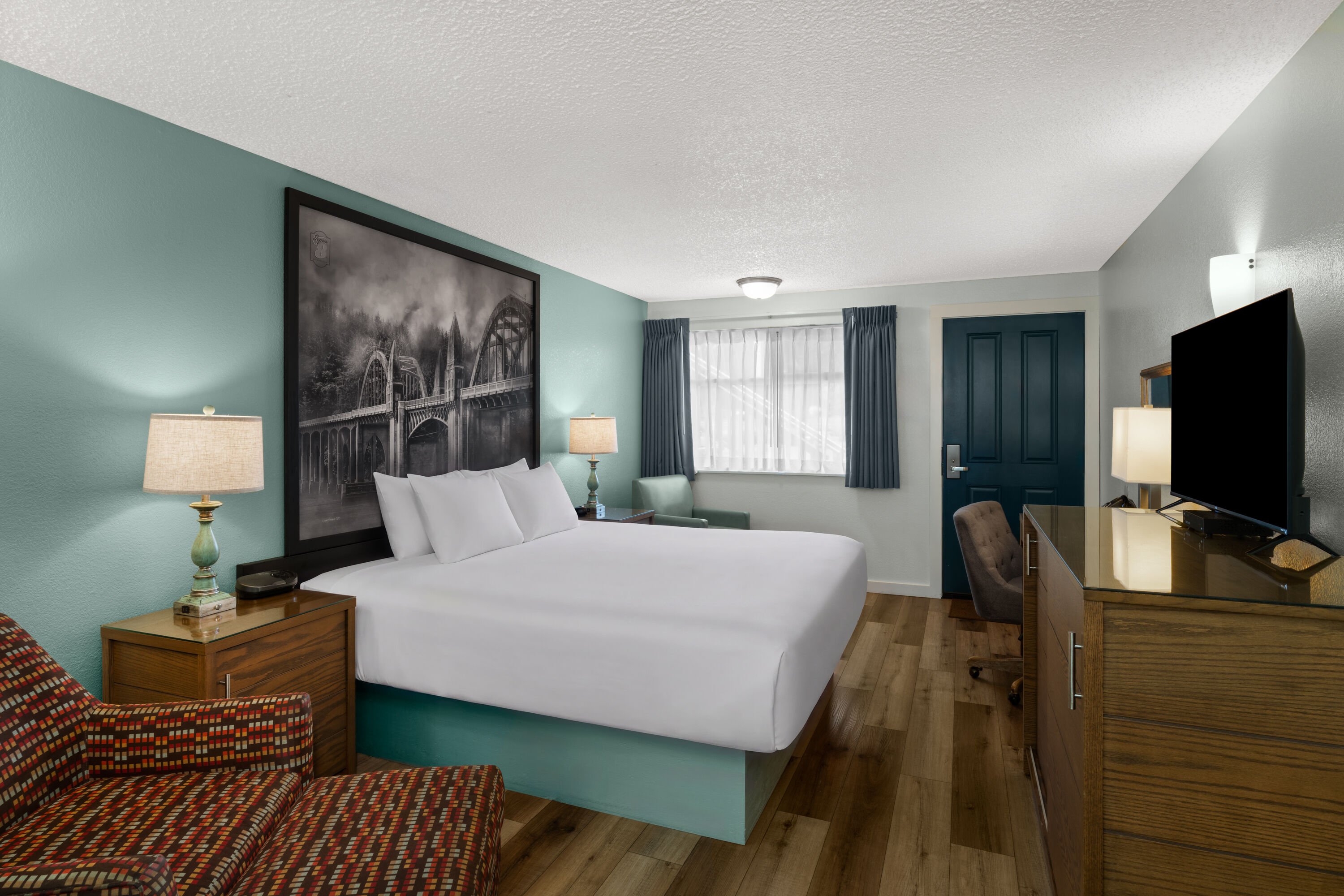 Guest room at the Super 8 by Wyndham Florence OR in Florence, Oregon