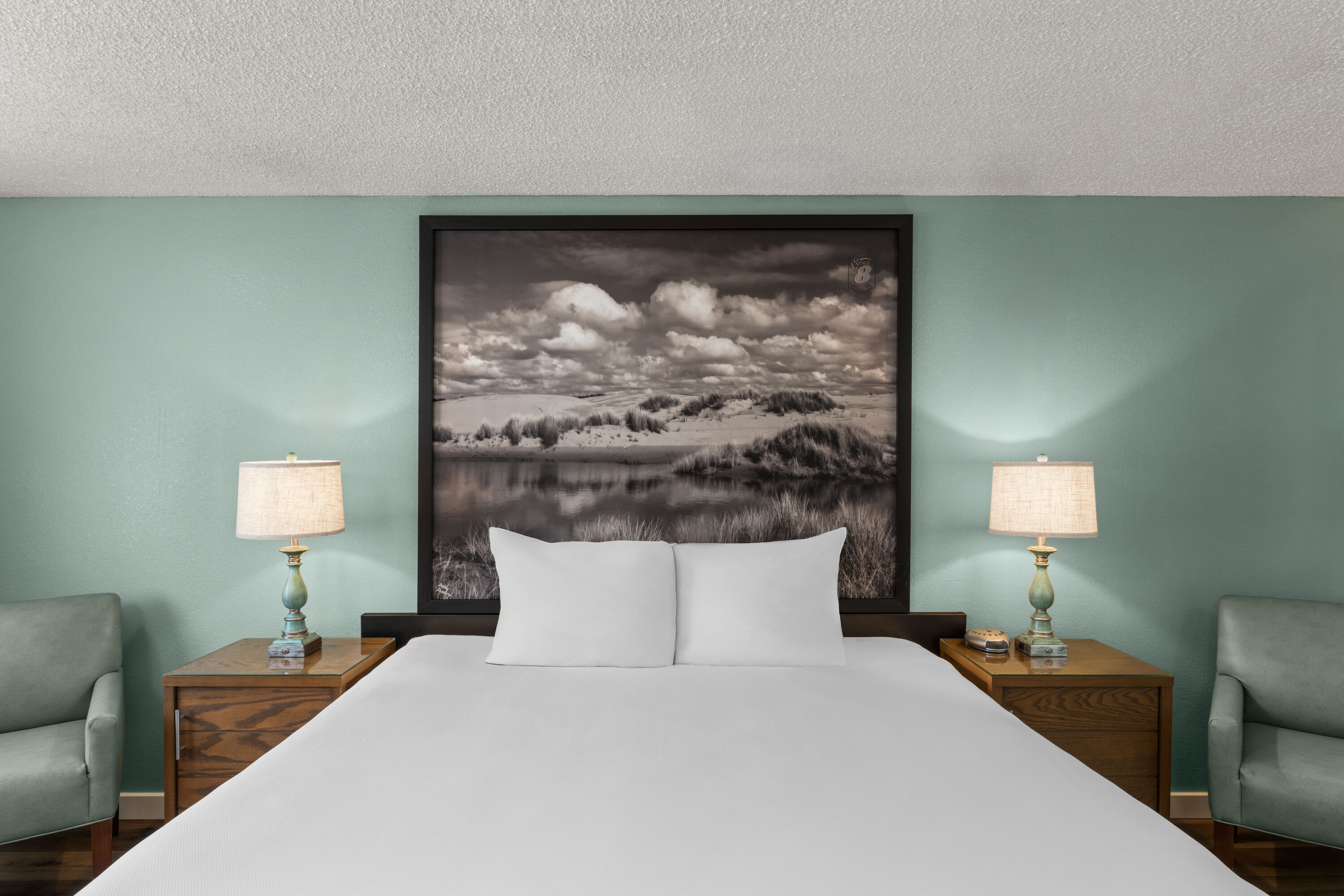 Guest room at the Super 8 by Wyndham Florence OR in Florence, Oregon