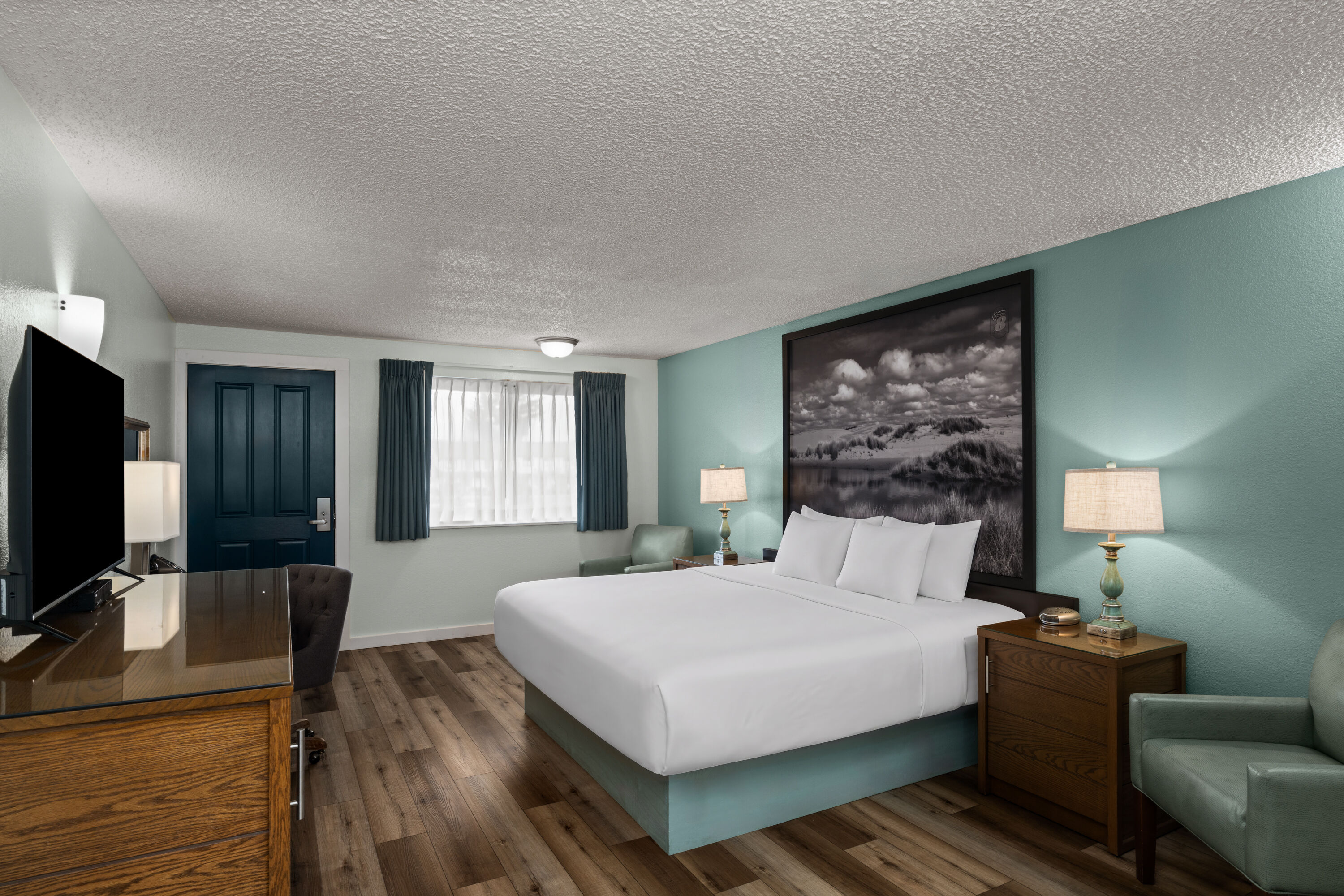 Guest room at the Super 8 by Wyndham Florence OR in Florence, Oregon
