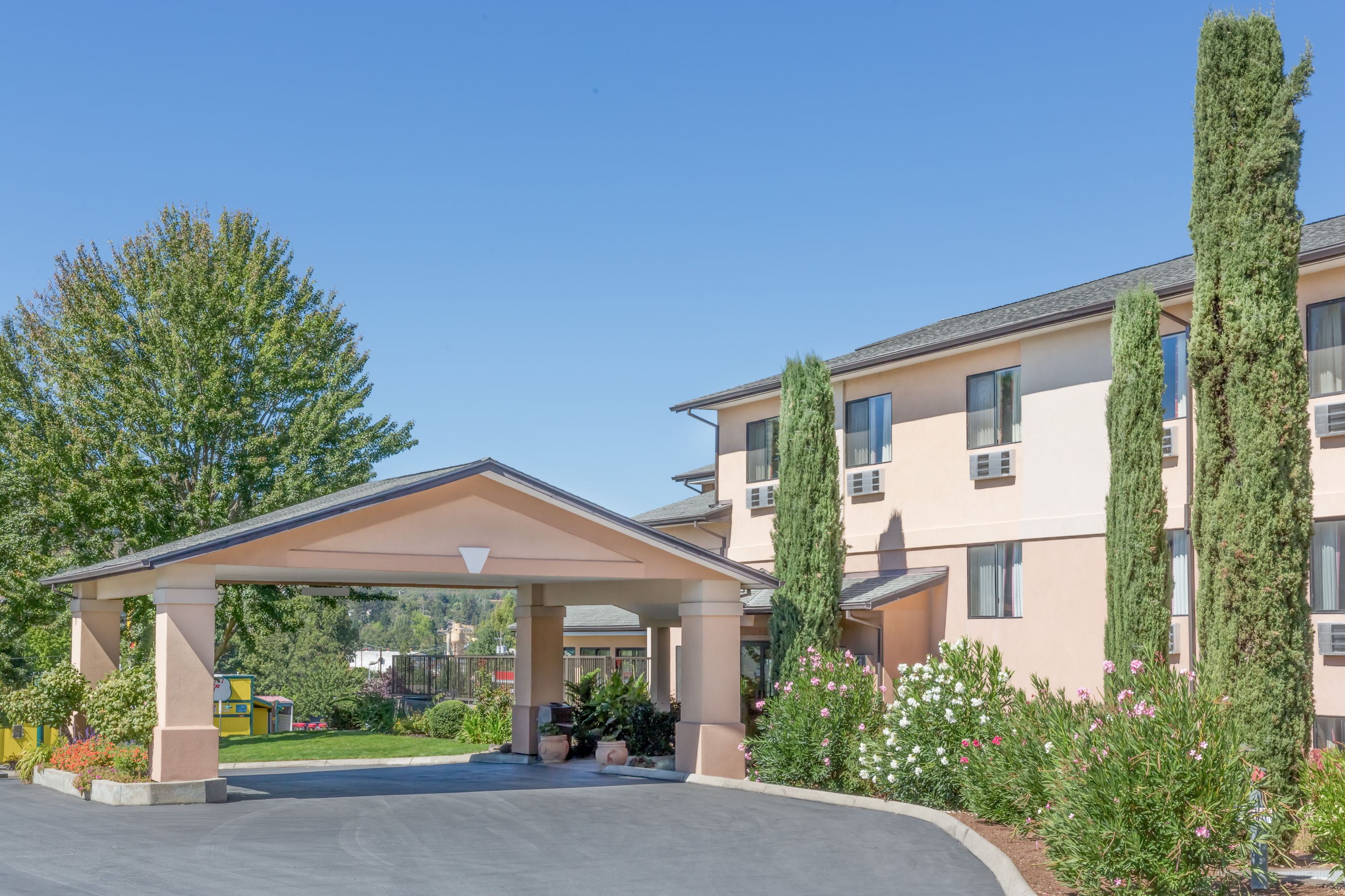 Super Wyndham Grants Pass Grants Pass  Hotels