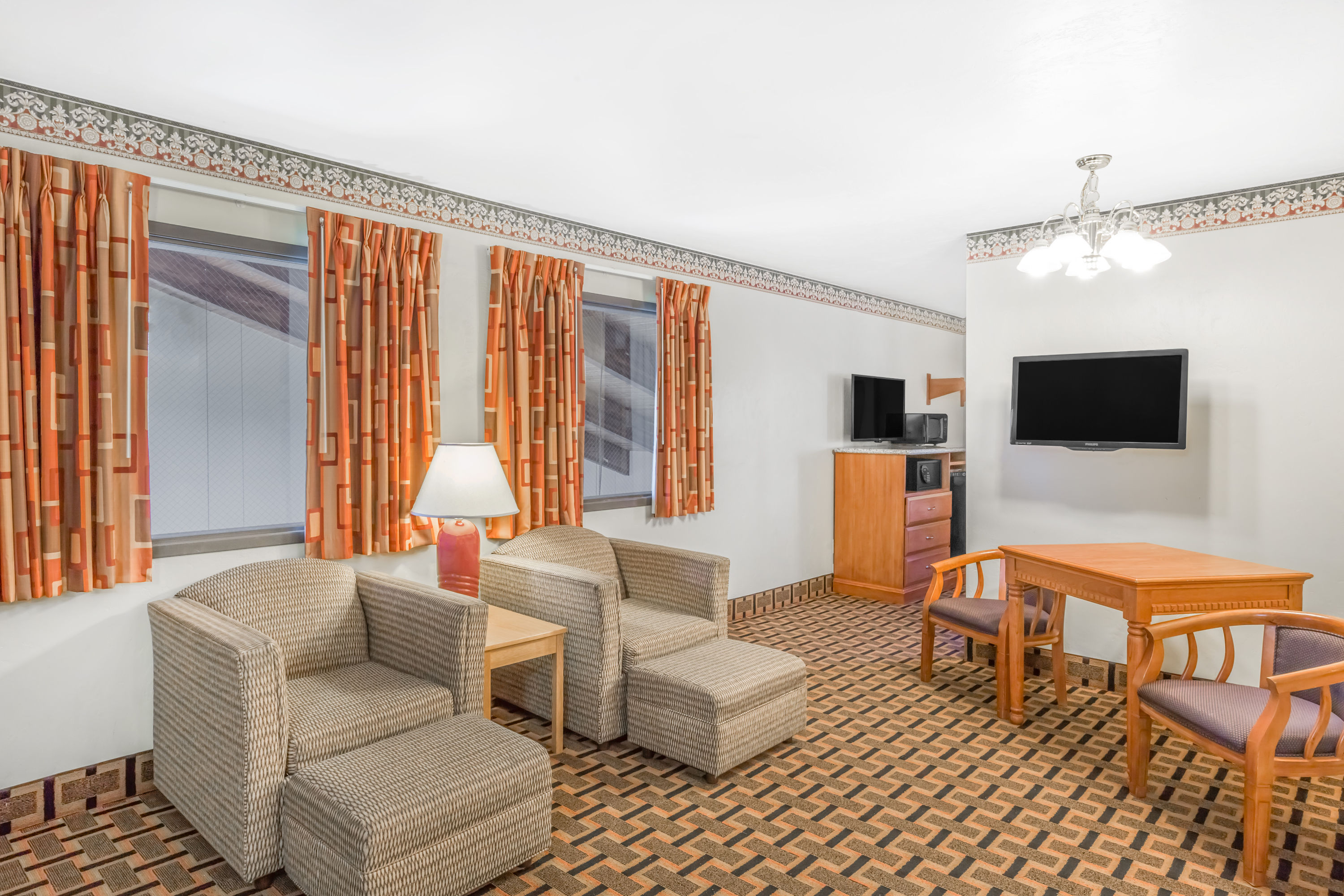 Guest room at the Super 8 by Wyndham Grants Pass in Grants Pass, Oregon