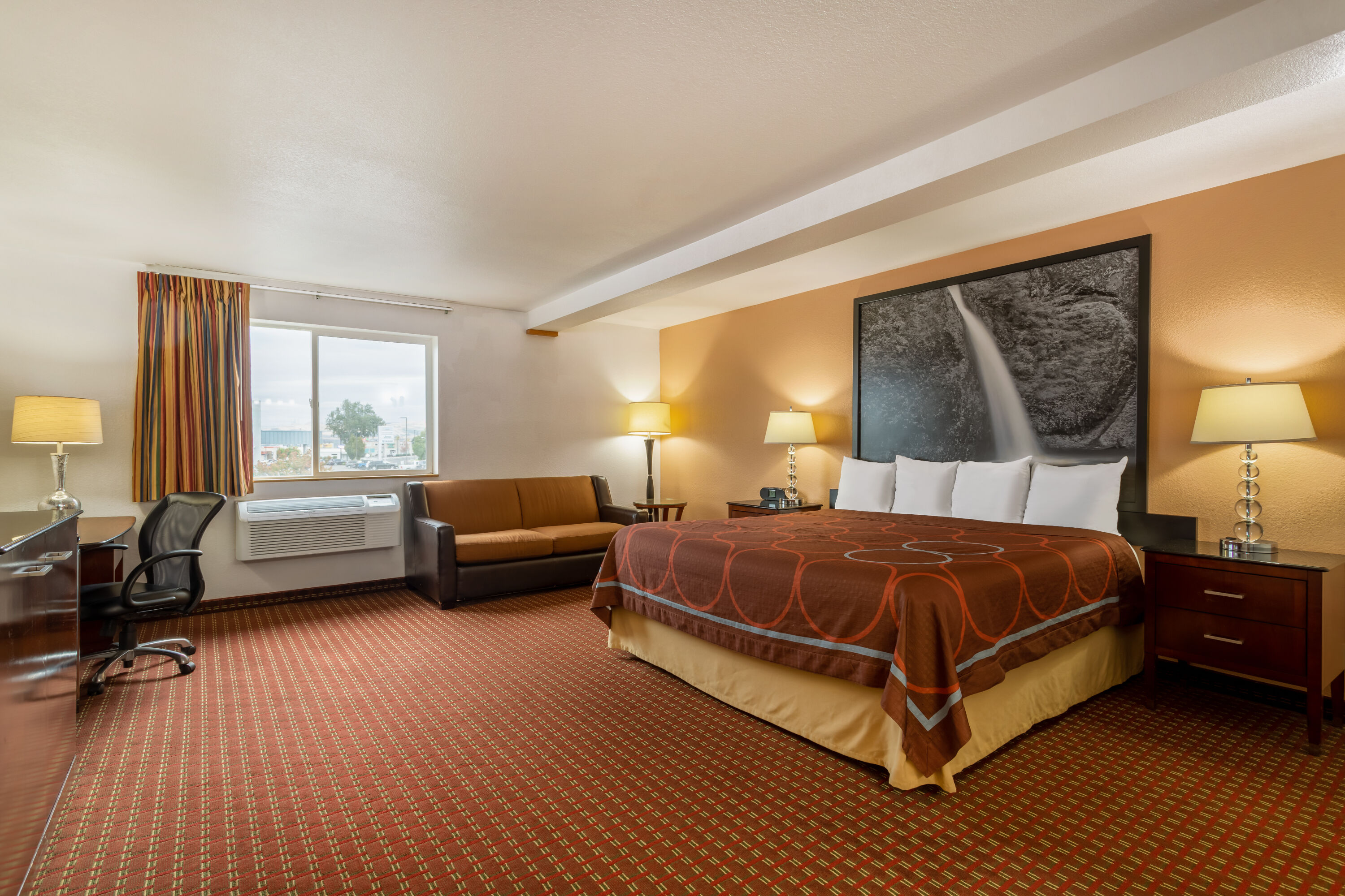 Super 8 by Wyndham The Dalles OR suite in The Dalles, Oregon