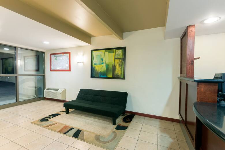 Super 8 Beaver Falls hotel lobby in Beaver Falls, Pennsylvania