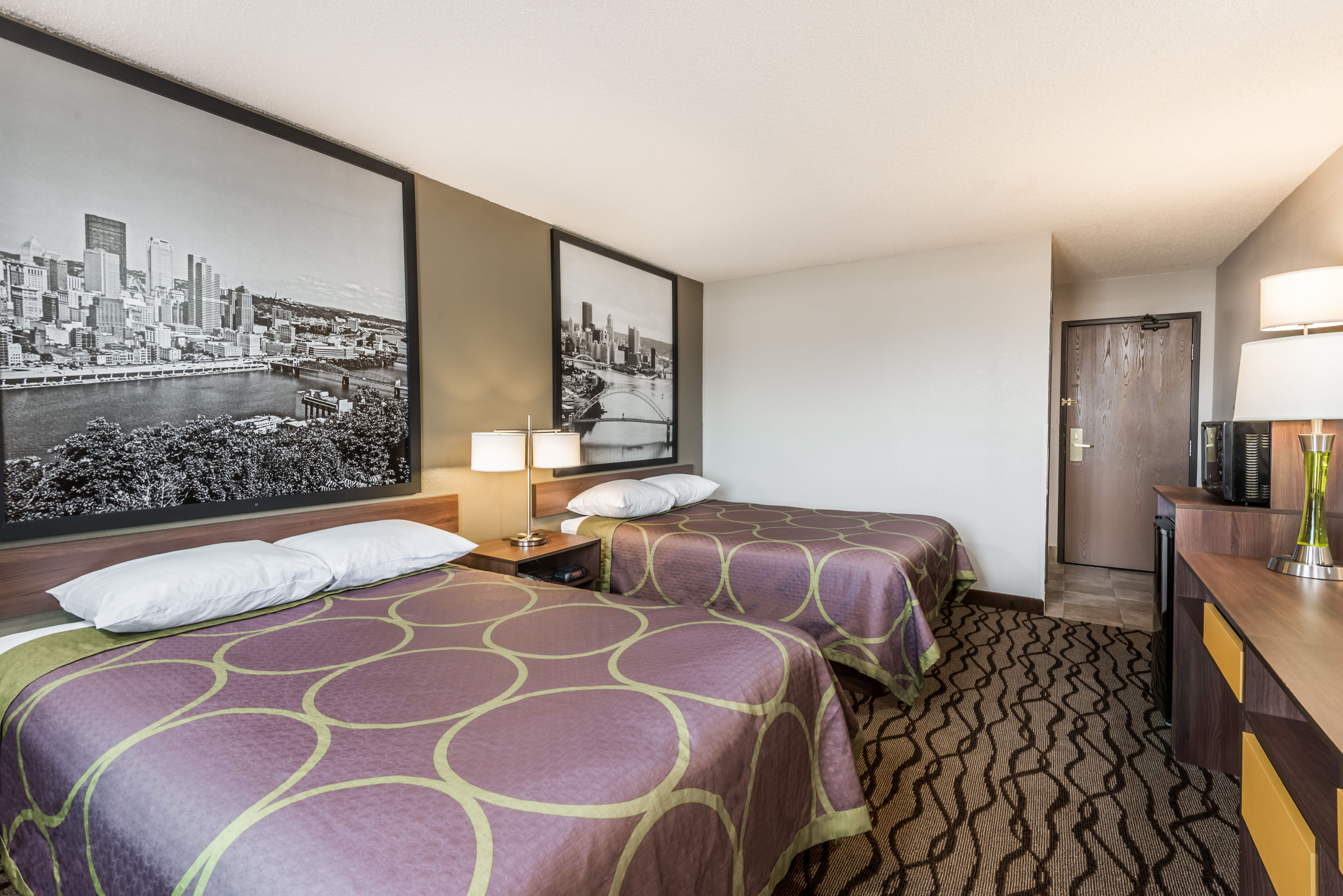 Guest room at the Super 8 by Wyndham Bedford in Bedford, Pennsylvania