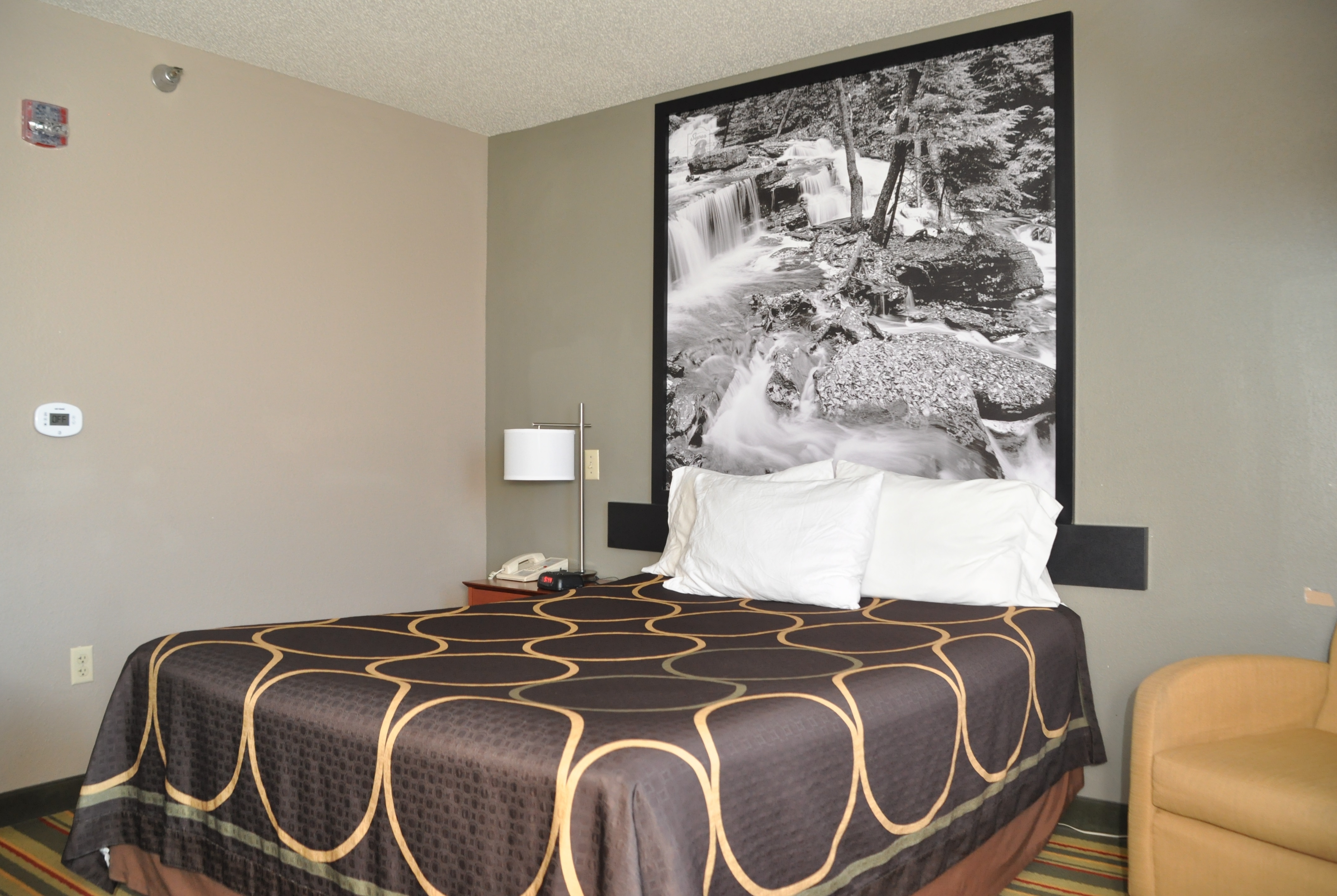 Guest room at the Super 8 by Wyndham Clearfield in Clearfield, Pennsylvania