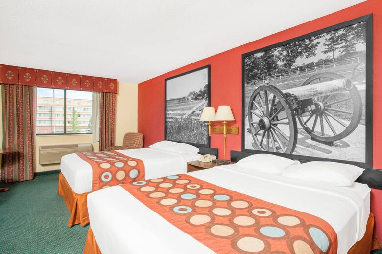 Guest room at the Super 8 Gettysburg in Gettysburg, Pennsylvania