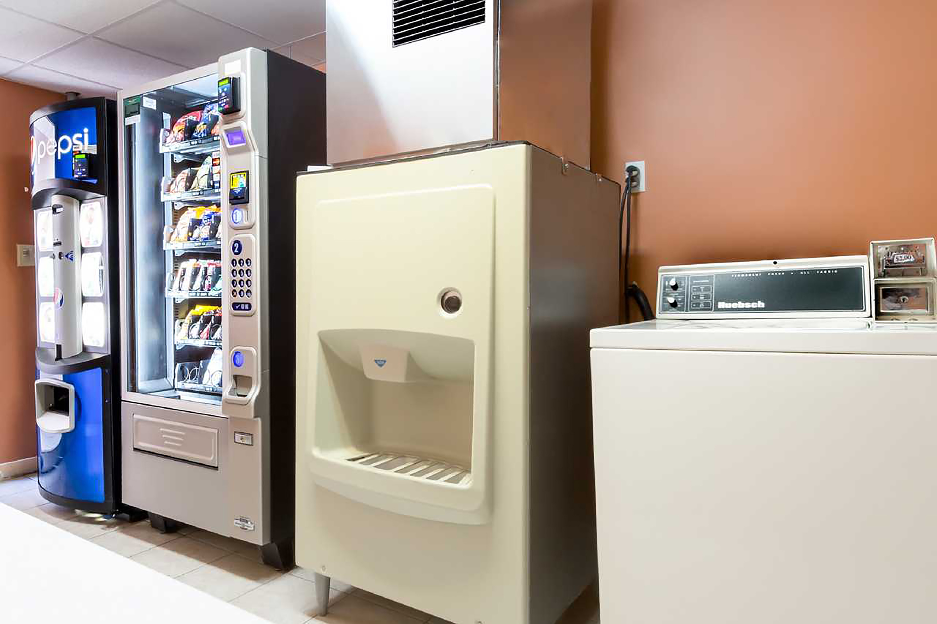 Super 8 by Wyndham Greensburg Greensburg, PA Hotels