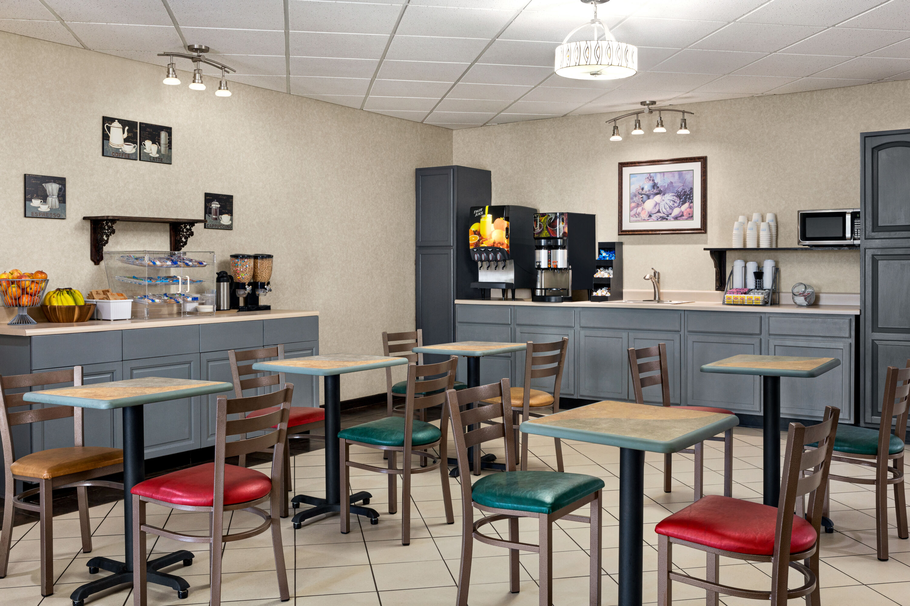 Super 8 by Wyndham Grove City Mercer, PA Hotels