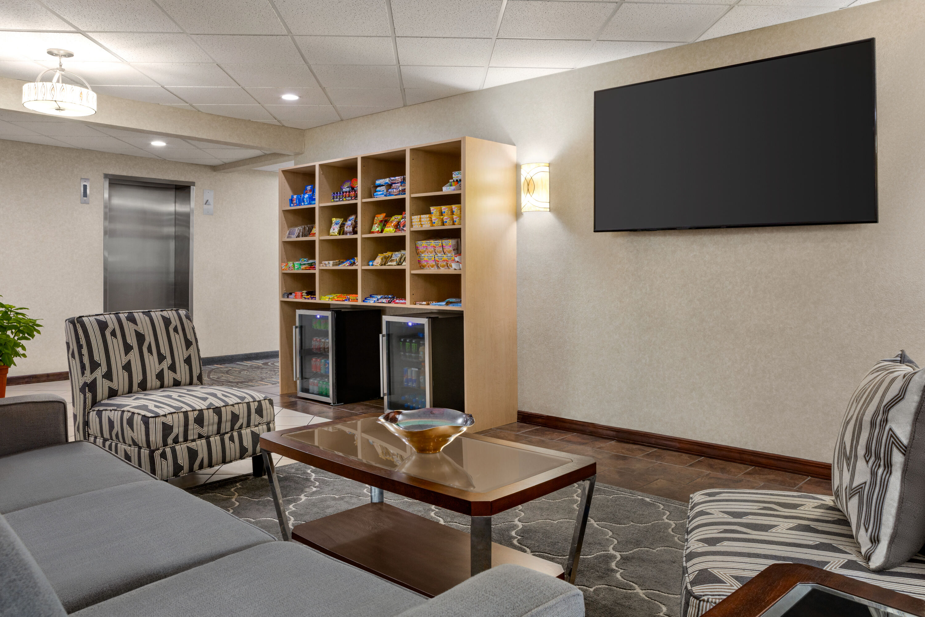 Super 8 by Wyndham Grove City Mercer, PA Hotels