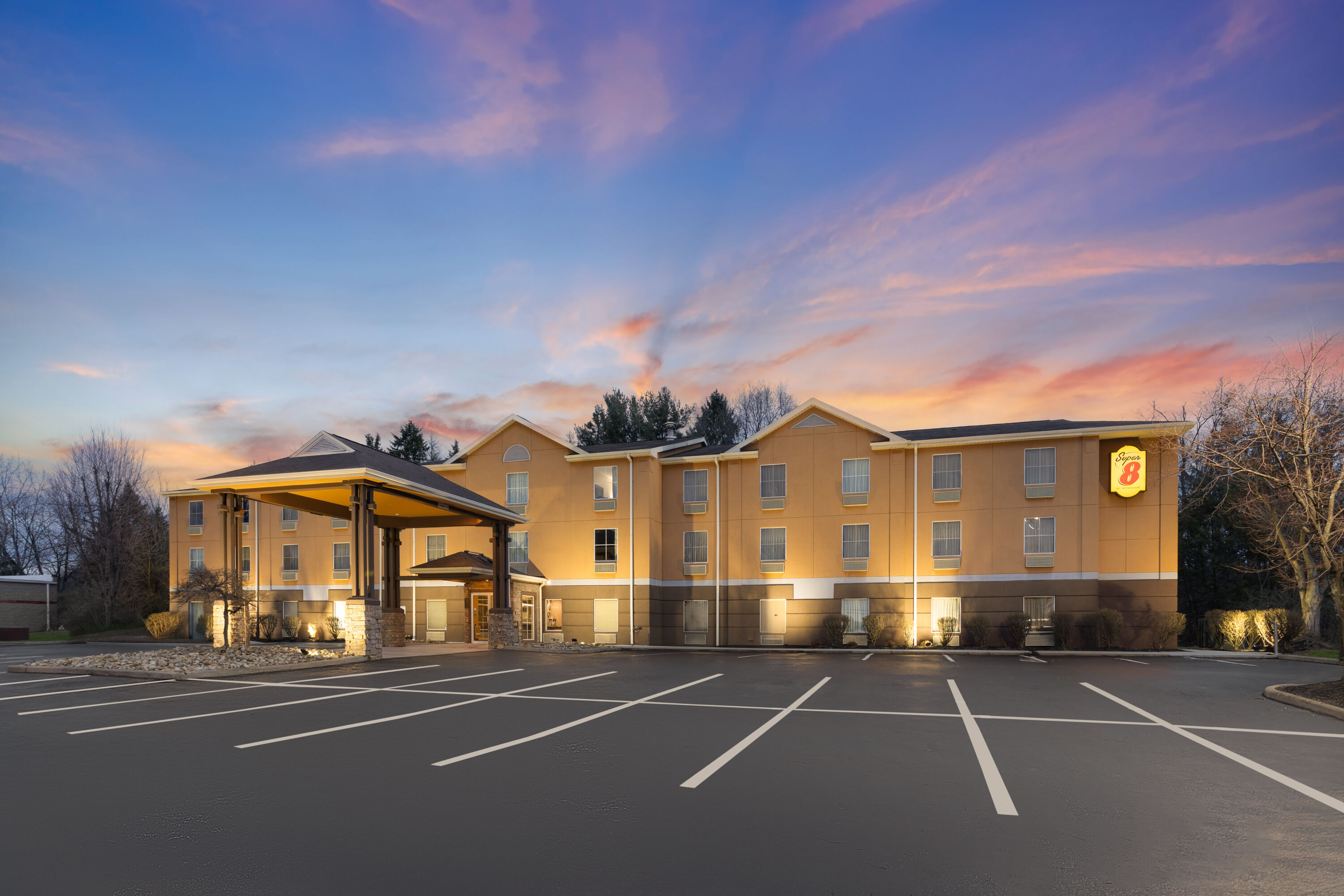 Exterior Dusk Image of Super 8 by Wyndham Mars/Cranberry/Pittsburgh Area hotel in Mars, Pennsylvania