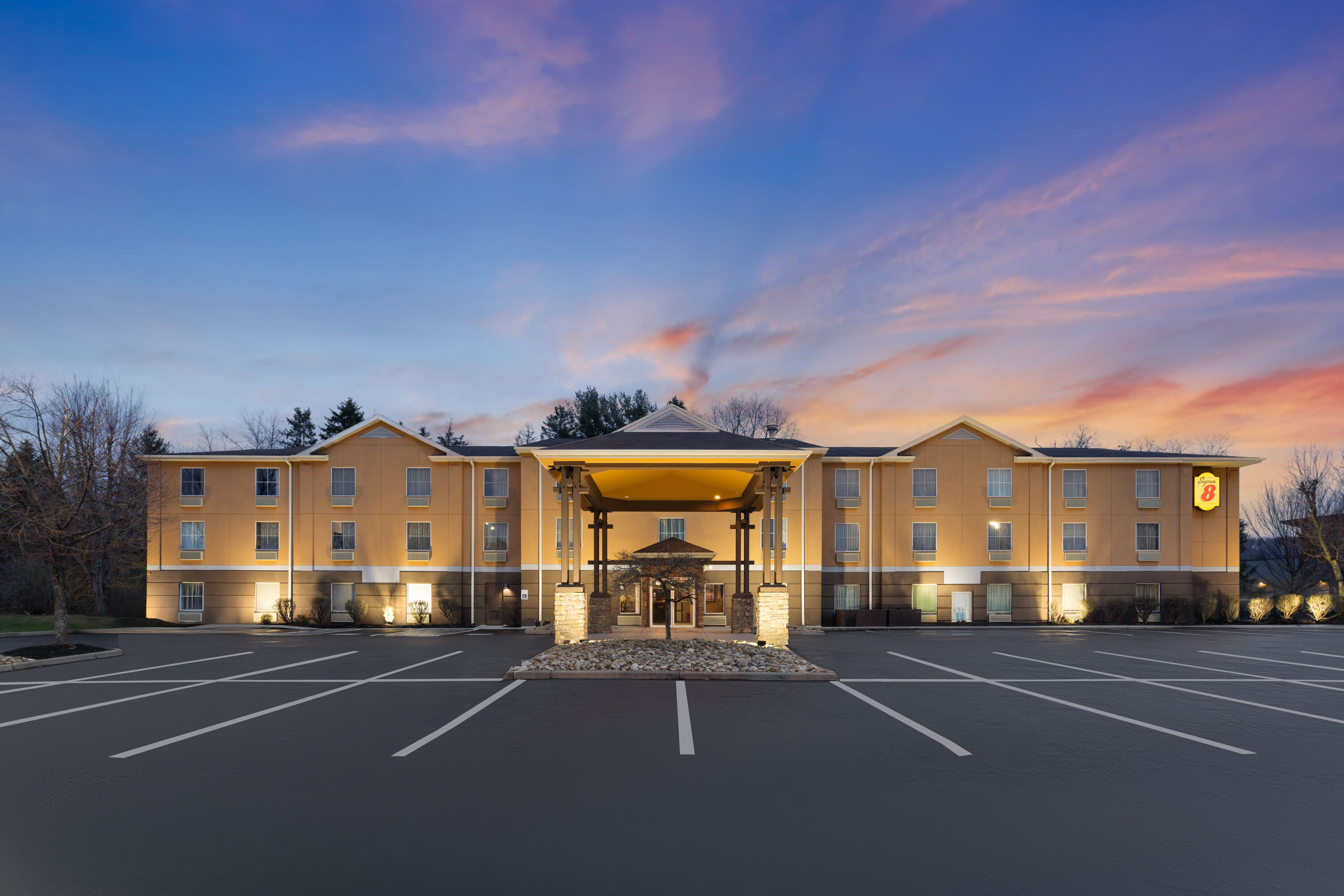 Exterior Dusk Image of Super 8 by Wyndham Mars/Cranberry/Pittsburgh Area hotel in Mars, Pennsylvania