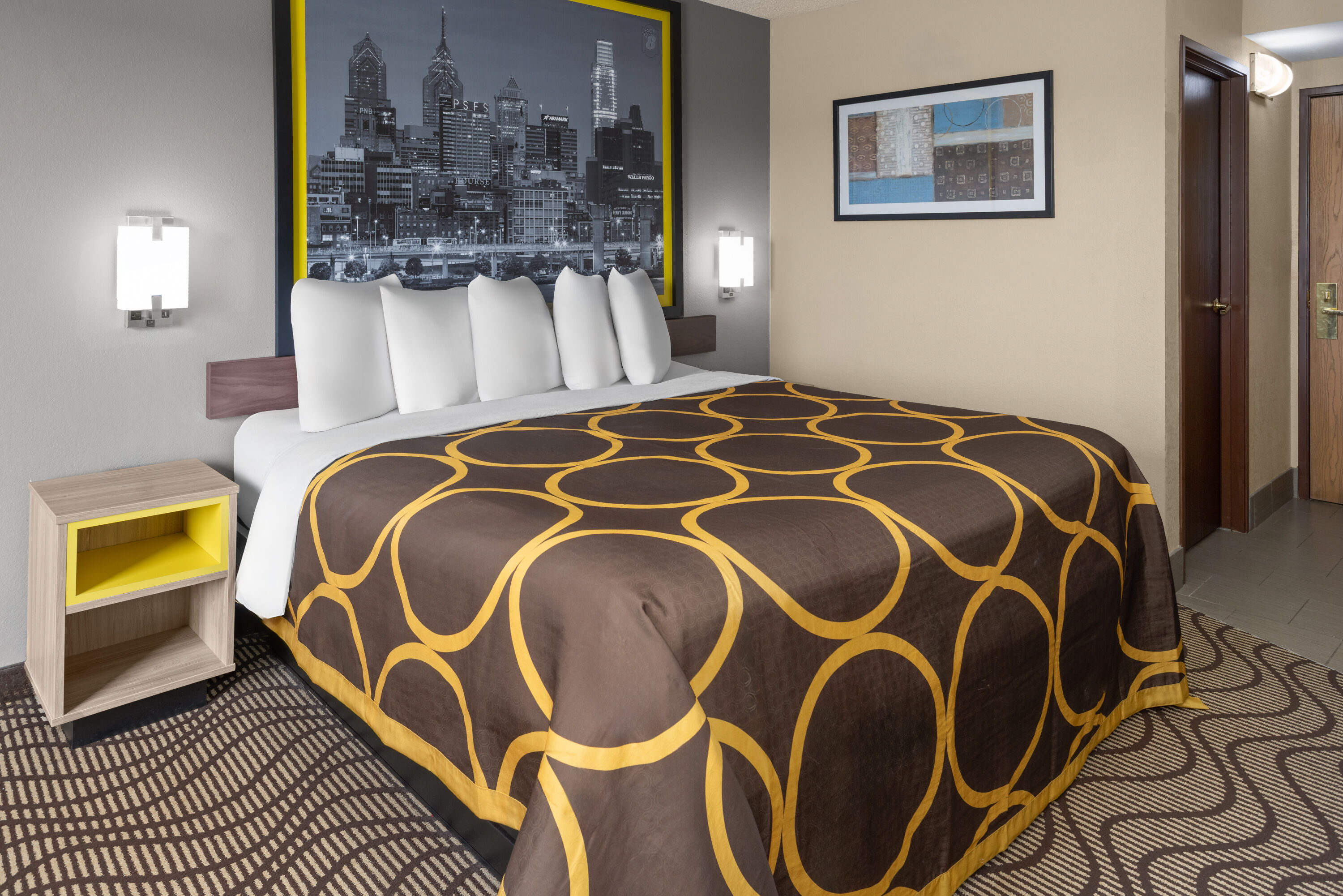 Guest room at the Super 8 by Wyndham Mars/Cranberry/Pittsburgh Area in Mars, Pennsylvania