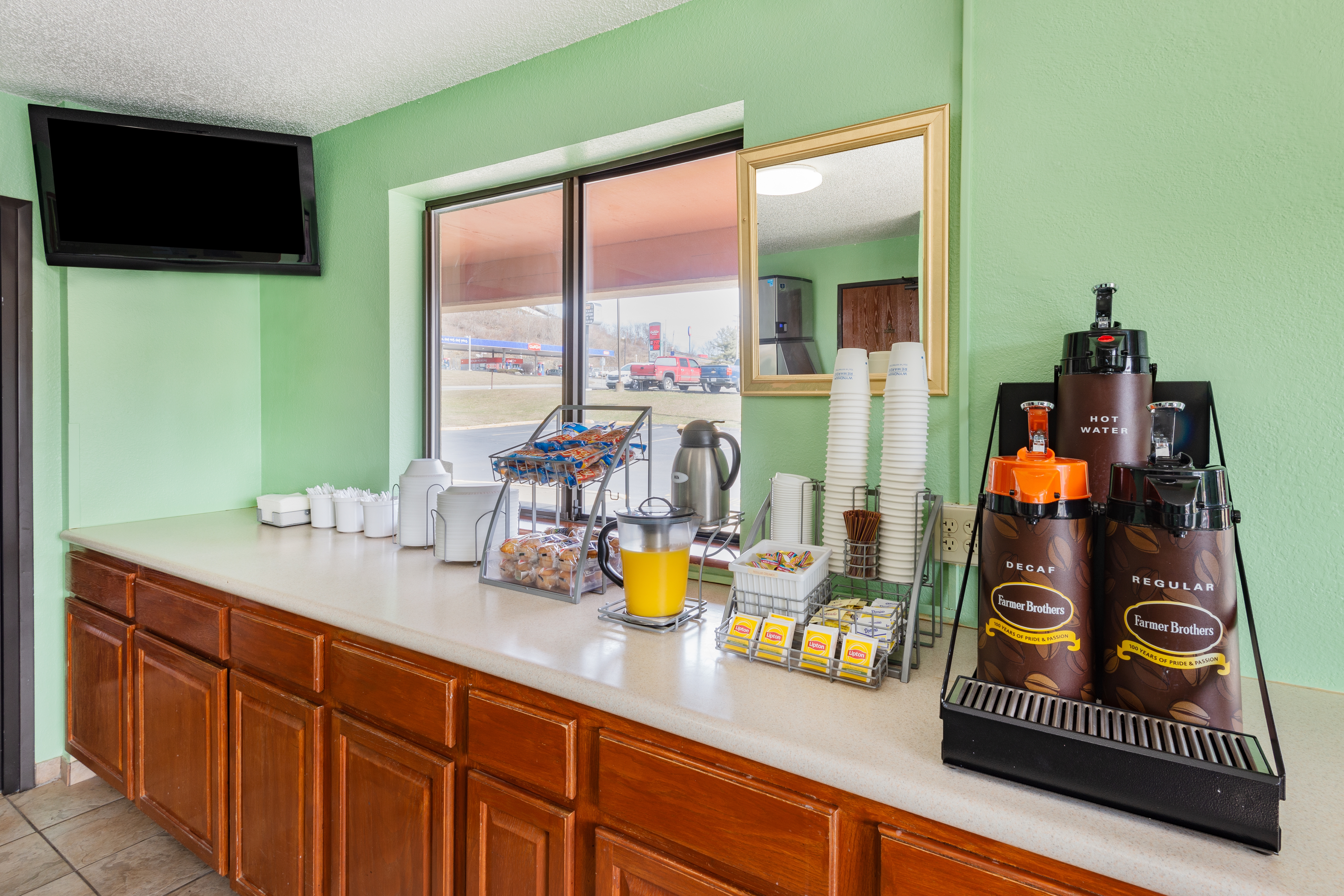 Free breakfast at Super 8 by Wyndham Waynesburg in Waynesburg, Pennsylvania