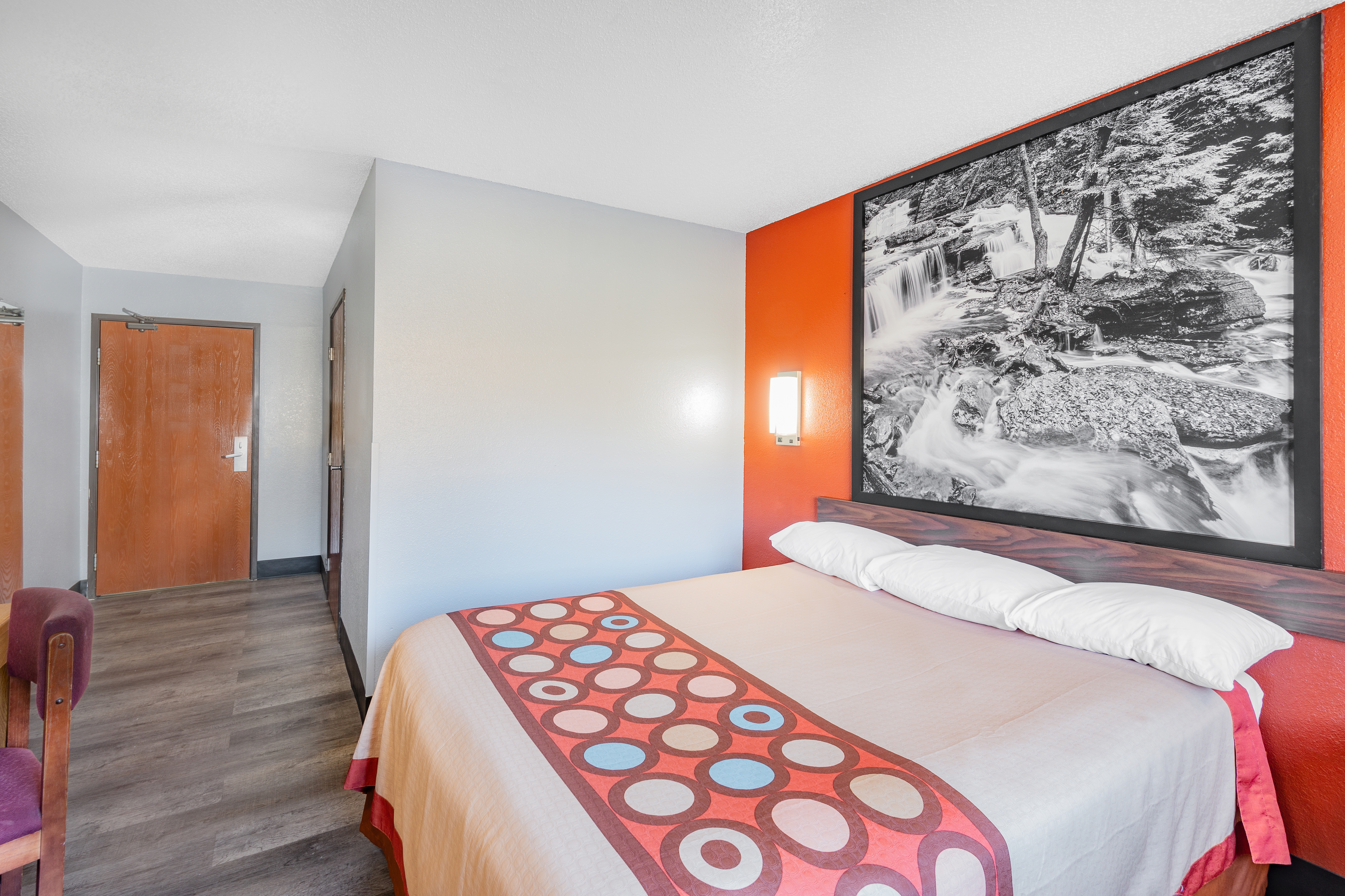 Guest room at the Super 8 by Wyndham Waynesburg in Waynesburg, Pennsylvania