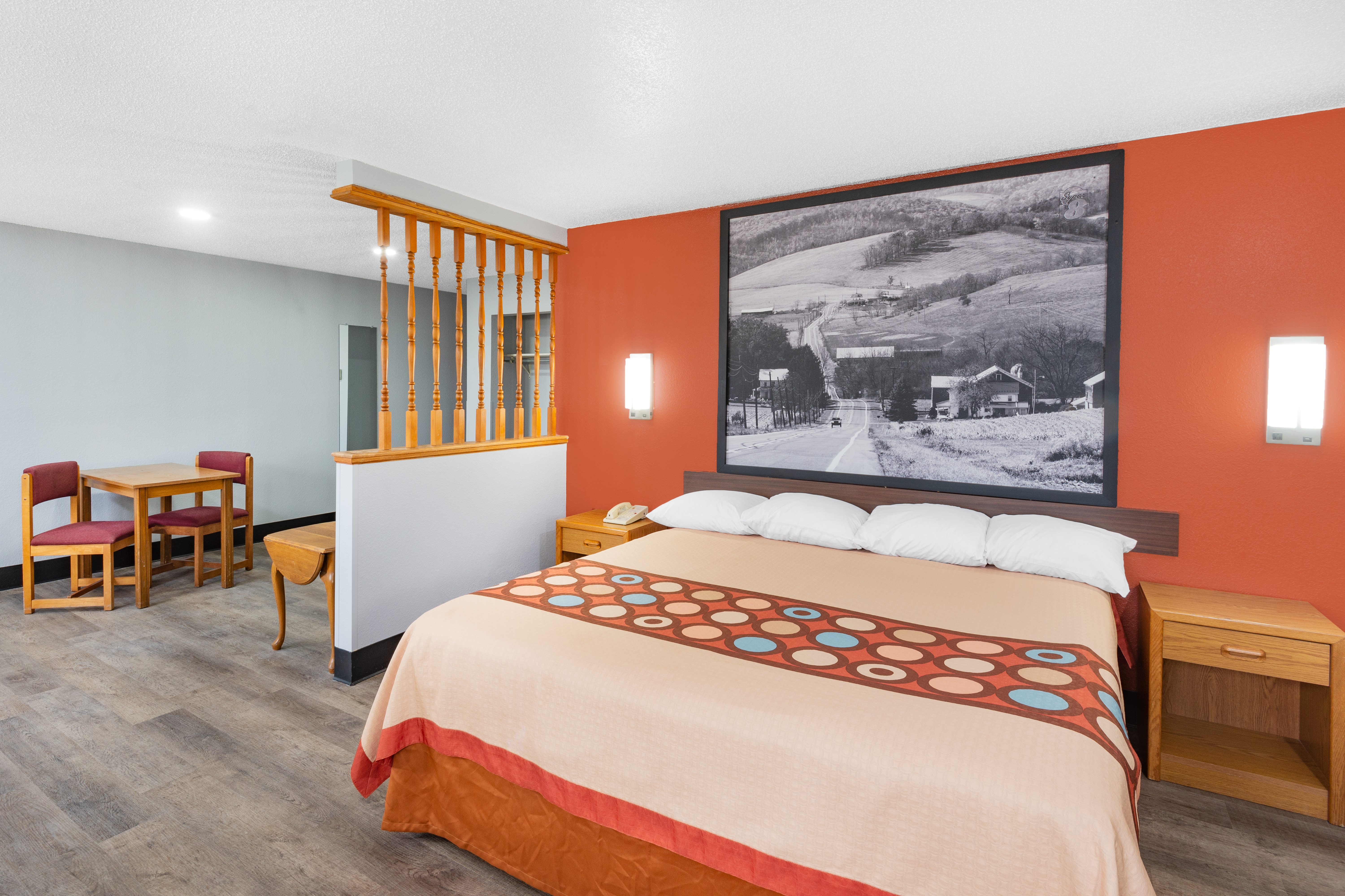 Super 8 by Wyndham Waynesburg suite in Waynesburg, Pennsylvania