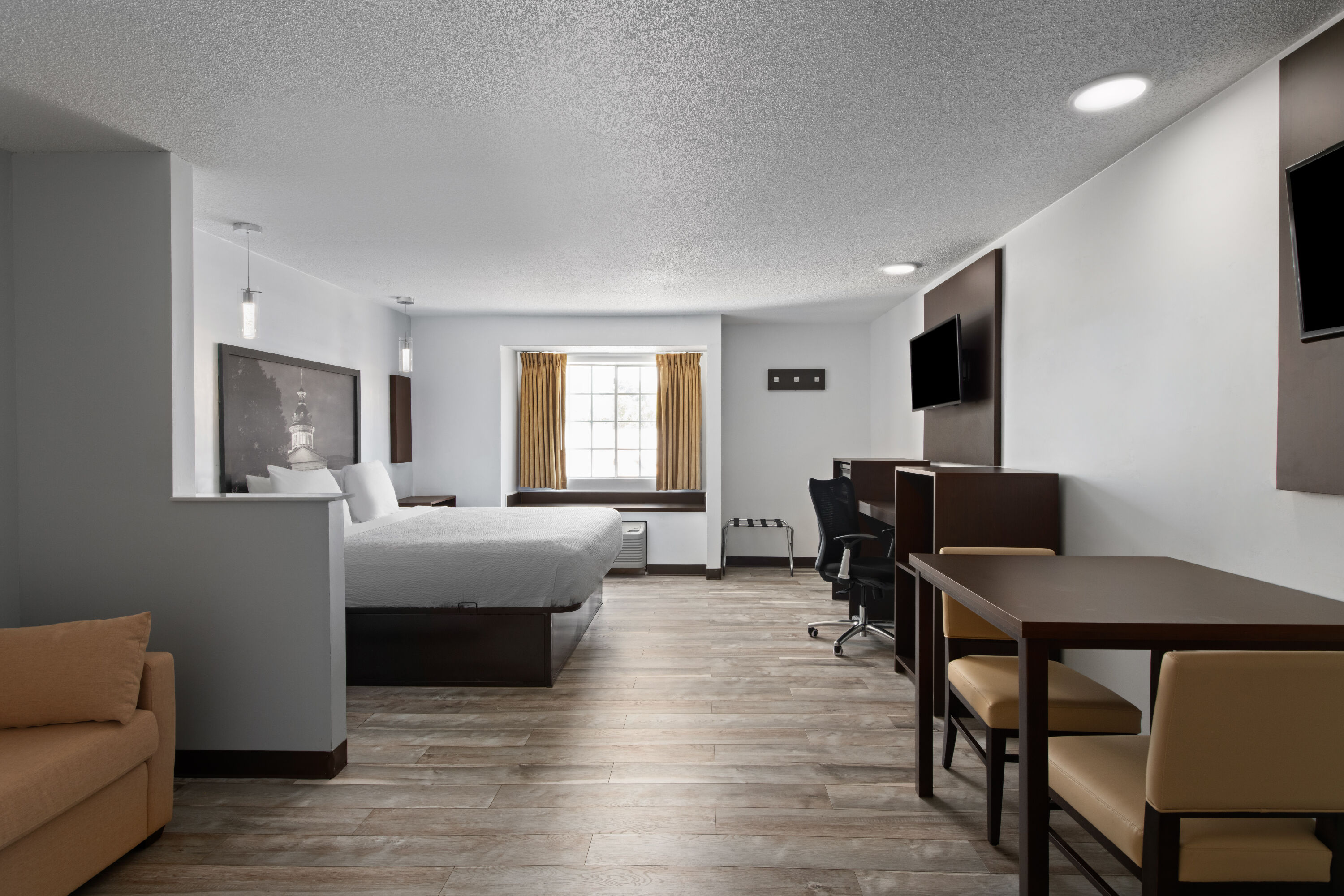 Guest room at the Super 8 by Wyndham Harbison/Parkridge Hospital in Columbia, South Carolina