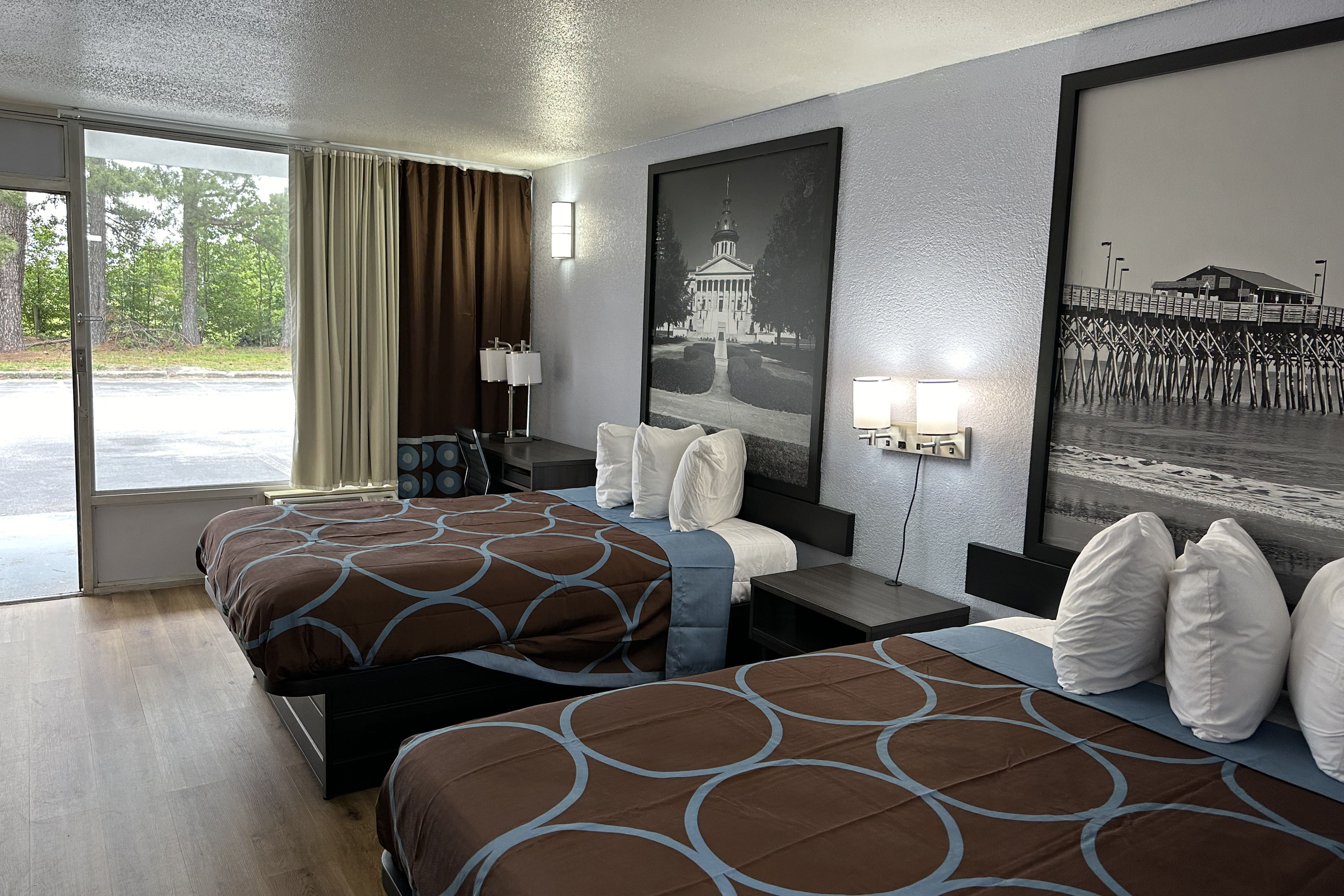 Guest room at the Super 8 by Wyndham Florence SC I-95 North / Hwy 76 in Florence, South Carolina