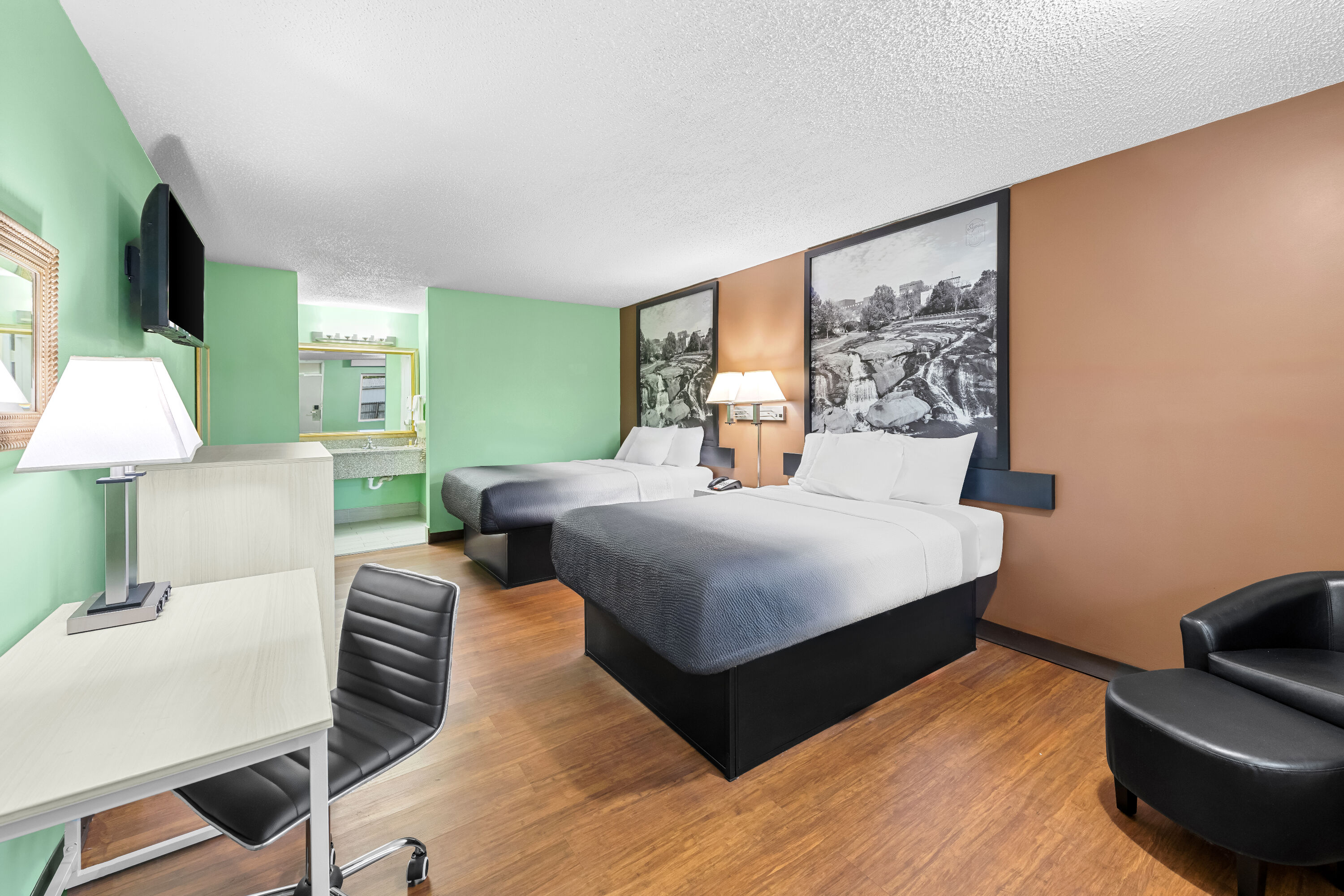 Double bed guest room at the Super 8 by Wyndham Gaffney in Gaffney, South Carolina