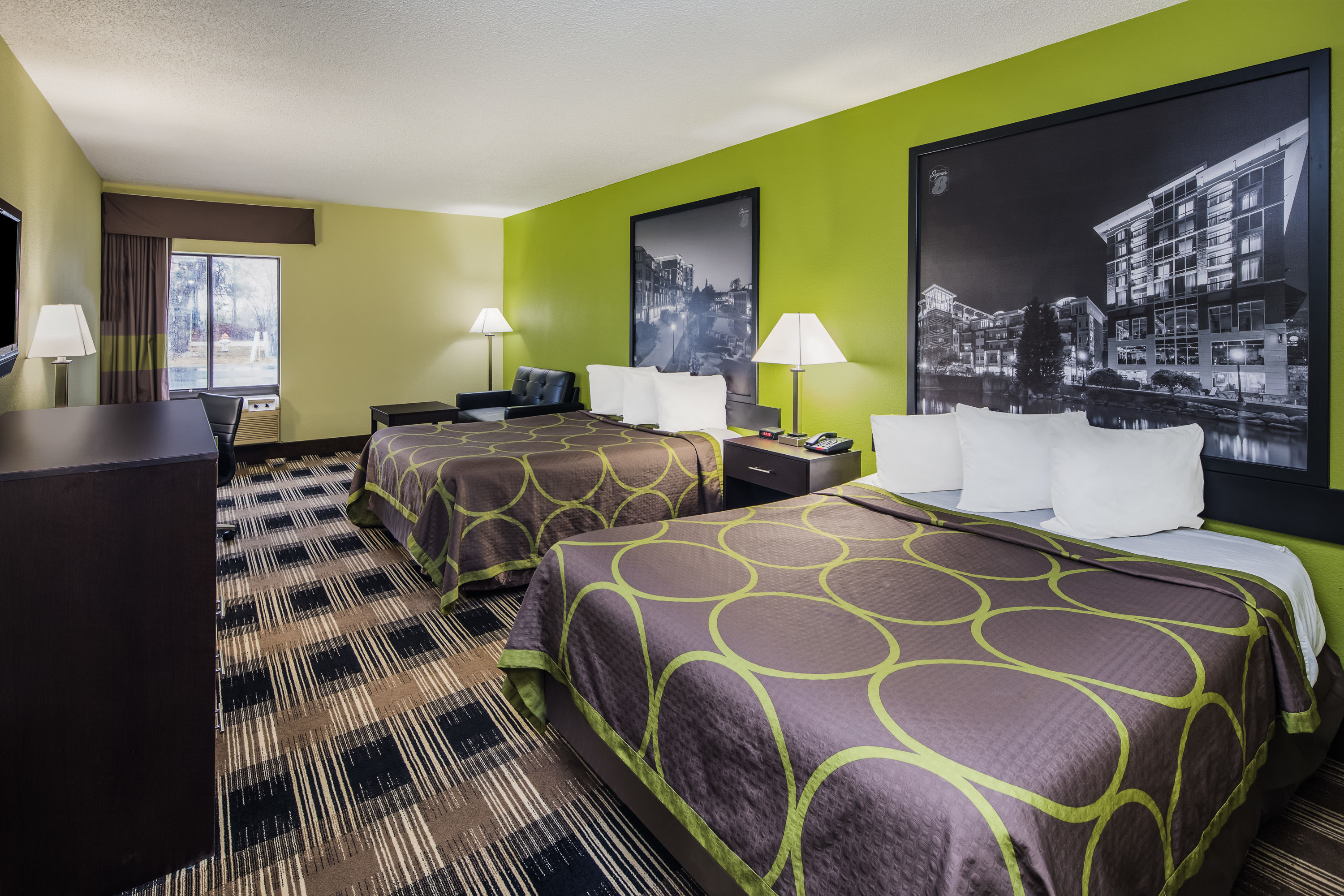 Guest room at the Super 8 by Wyndham Greer/Spartanburg Area in Greer, South Carolina