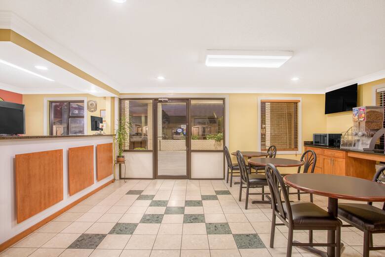 Super 8 Sumter hotel lobby in Sumter, South Carolina