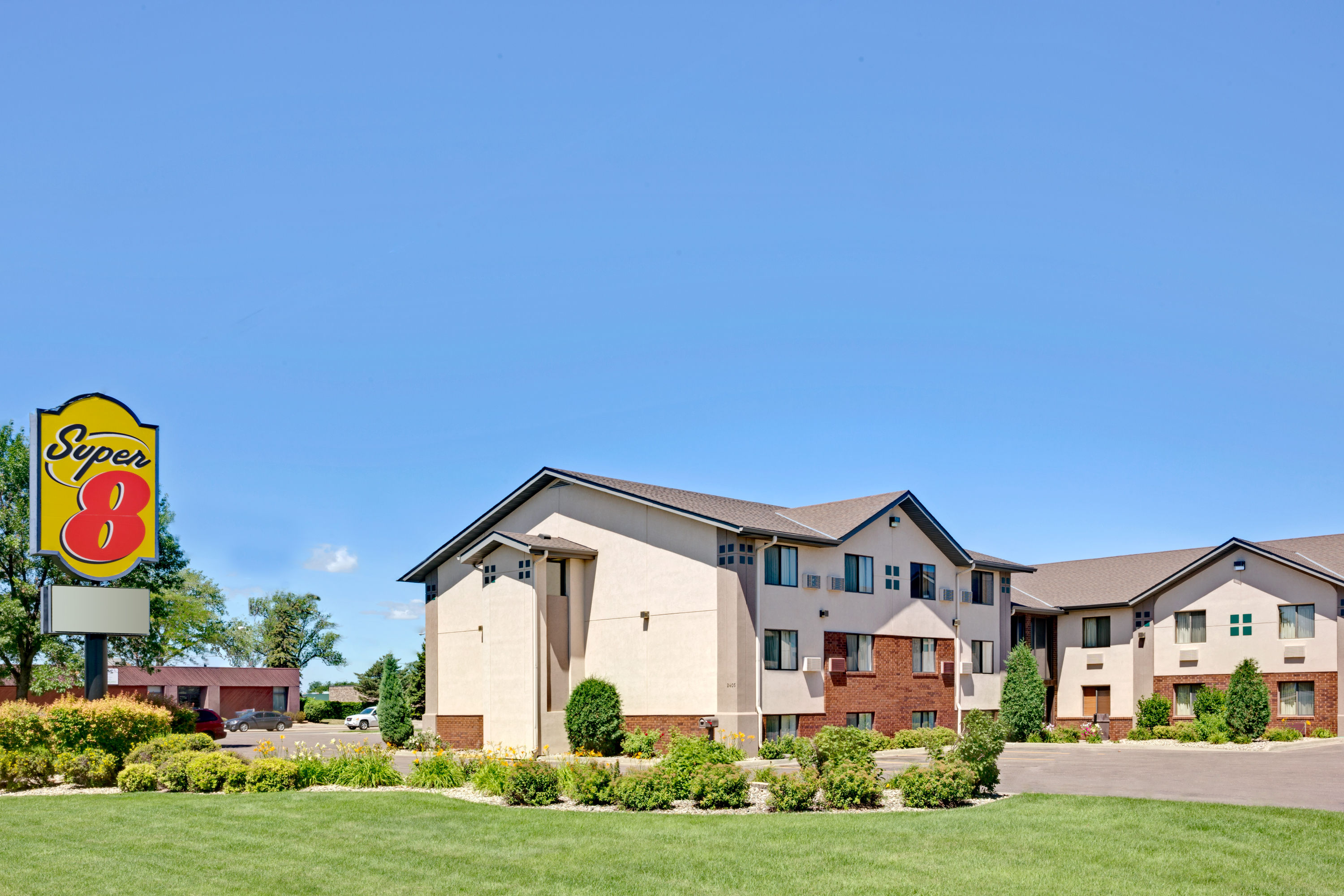 Super 8 By Wyndham Aberdeen East Aberdeen Sd Hotels
