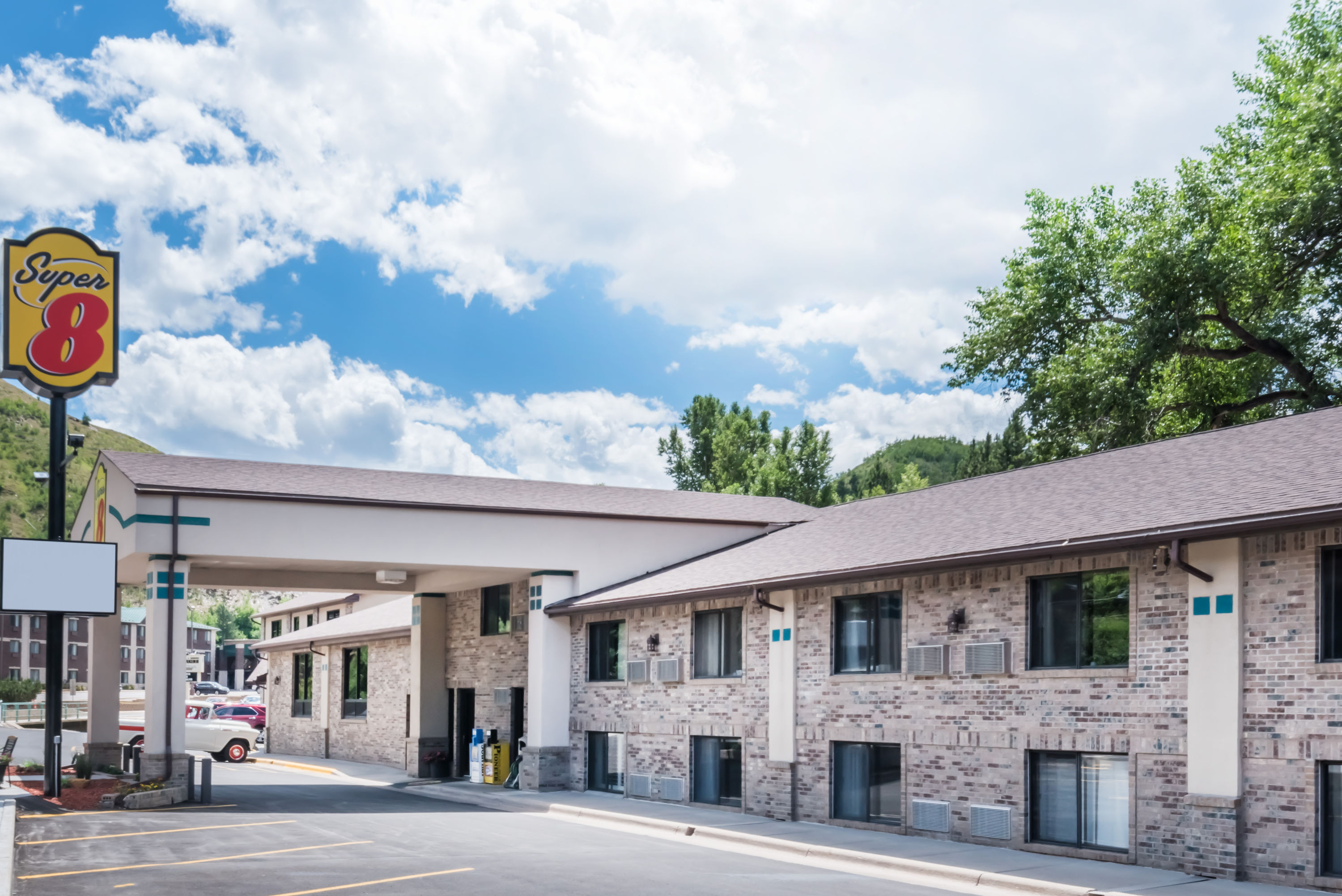 Exterior Day Image of Super 8 by Wyndham Deadwood/Black Hills Area hotel in Deadwood, South Dakota