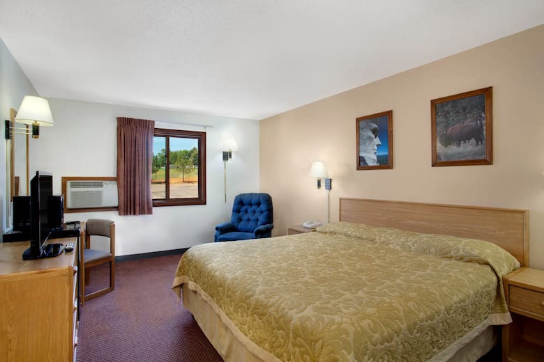 Guest room at the Super 8 Hot Springs in Hot Springs, South Dakota
