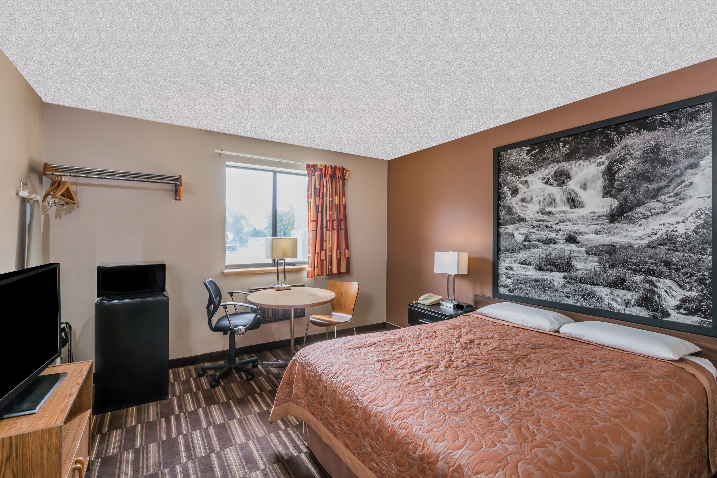Guest room at the Super 8 by Wyndham Madison in Madison, South Dakota