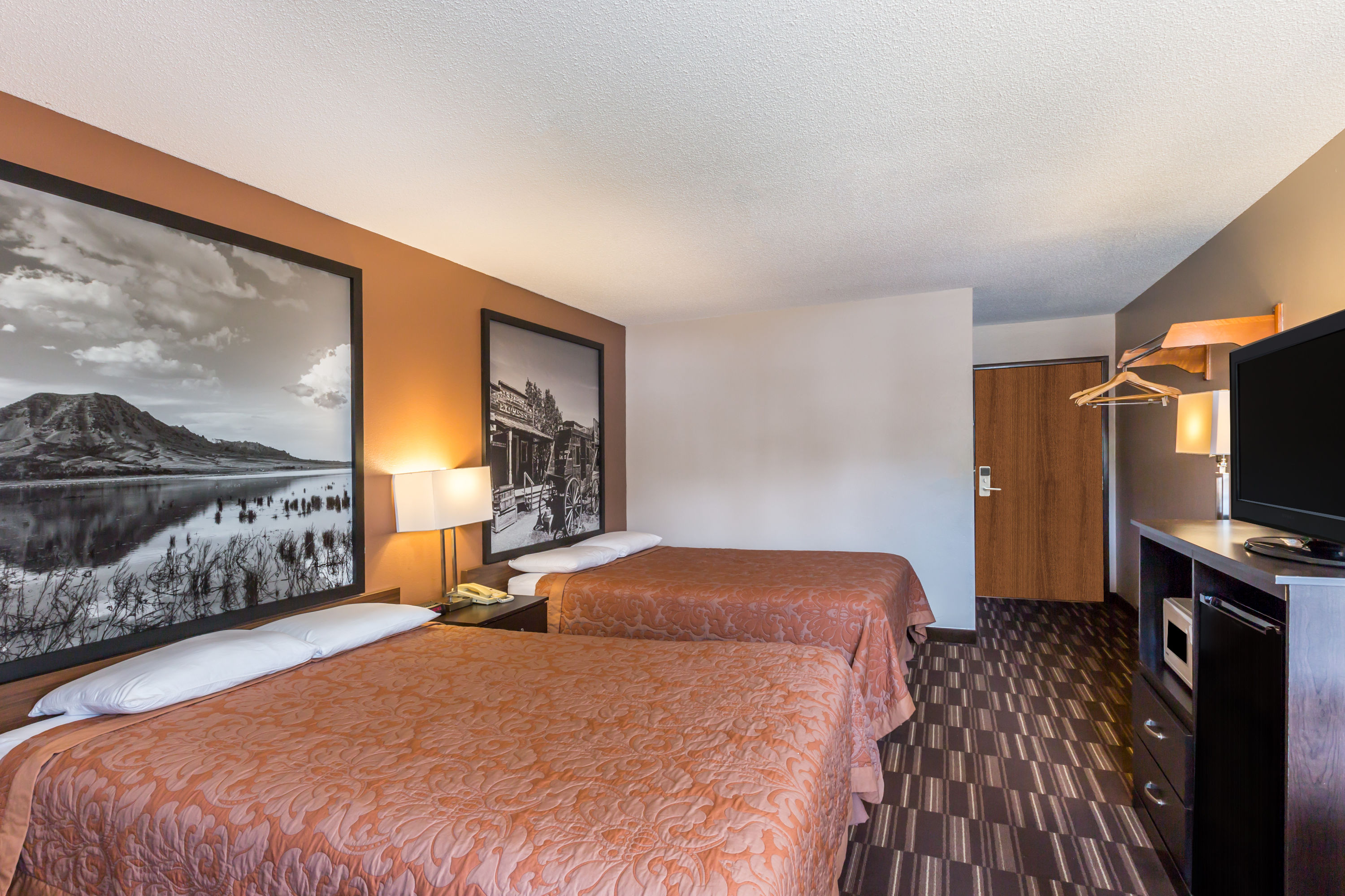 Guest room at the Super 8 by Wyndham Madison in Madison, South Dakota