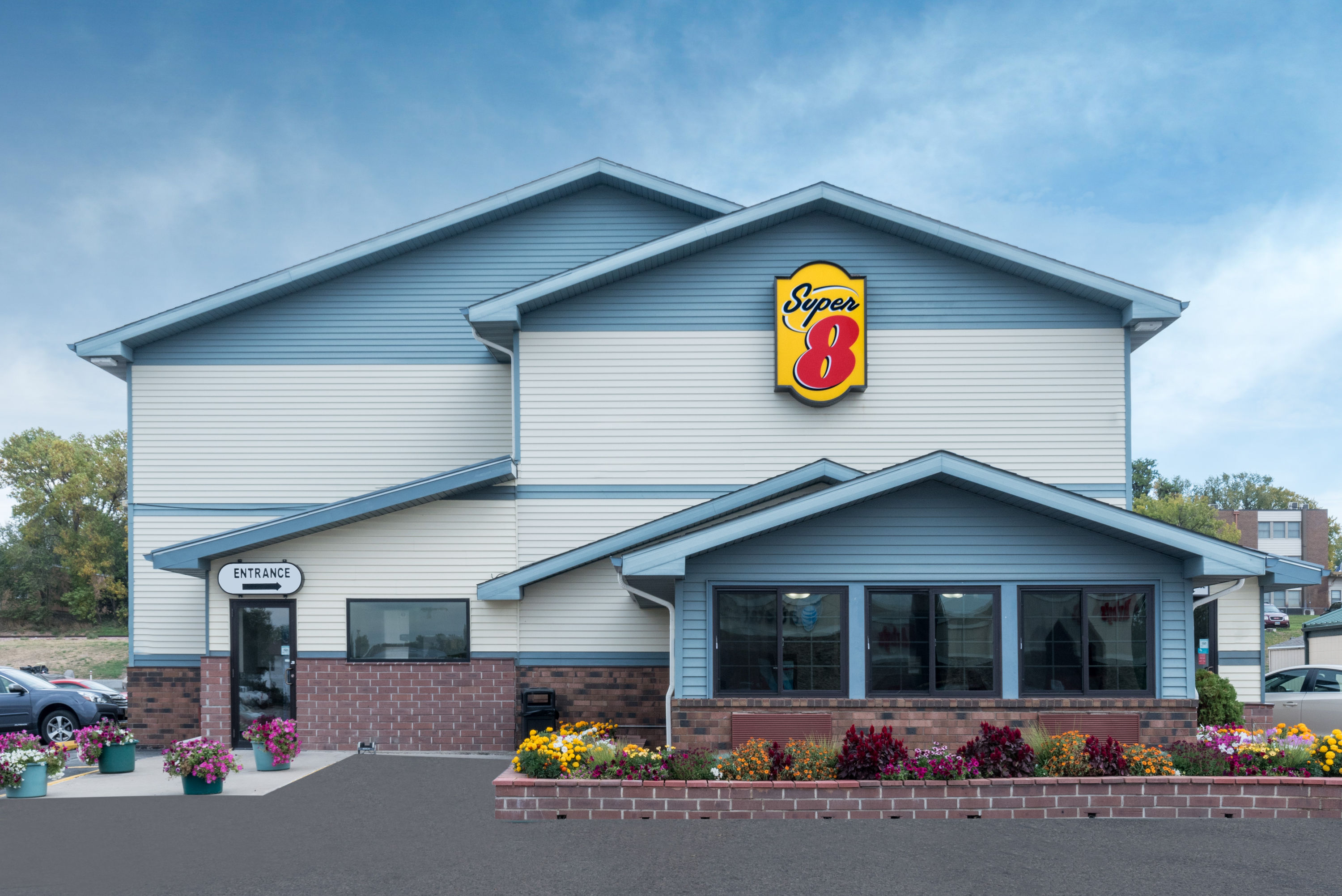 Exterior Dusk Image of Super 8 by Wyndham Pierre SD hotel in Pierre, South Dakota