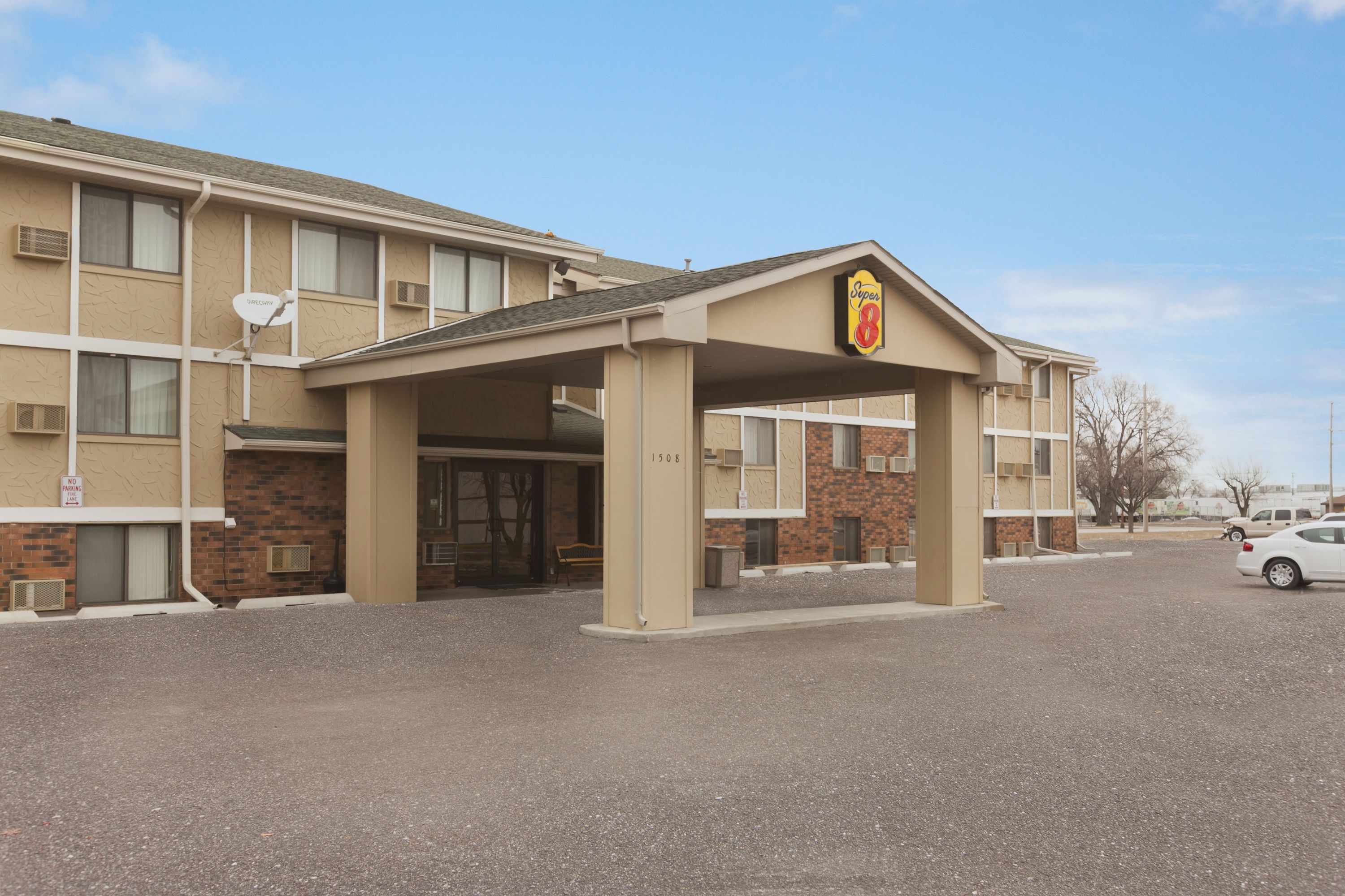 Super 8 By Wyndham Sioux Falls Near Convention Center