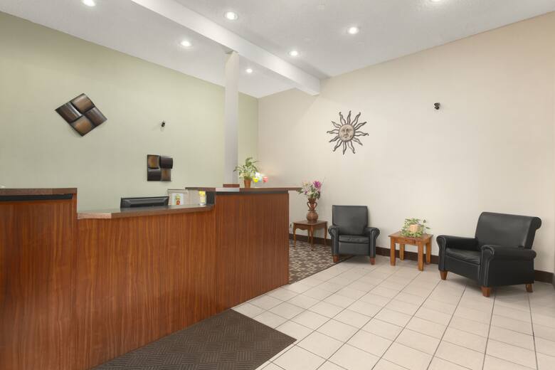 Super 8 Sioux Falls Near Convention Center hotel lobby in Sioux Falls, South Dakota