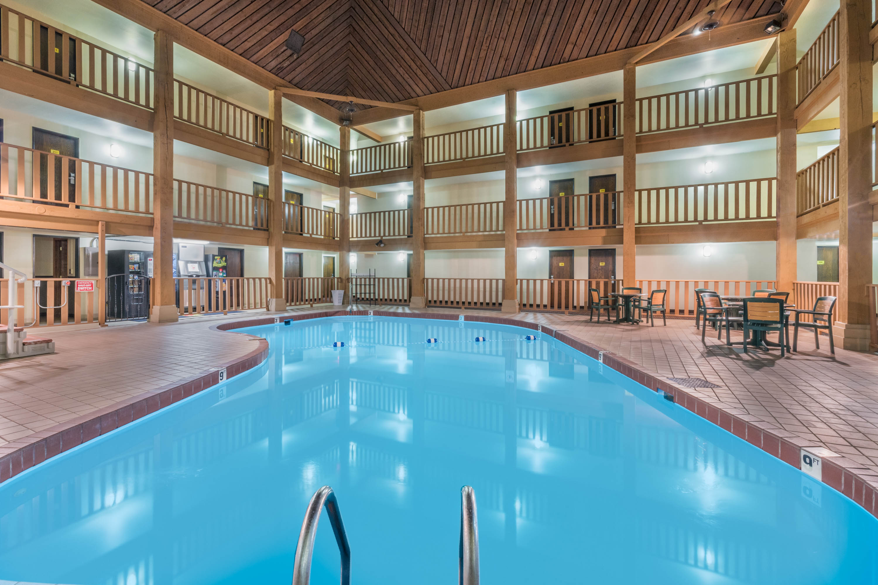 Super 8 by Wyndham Spearfish Spearfish, SD Hotels