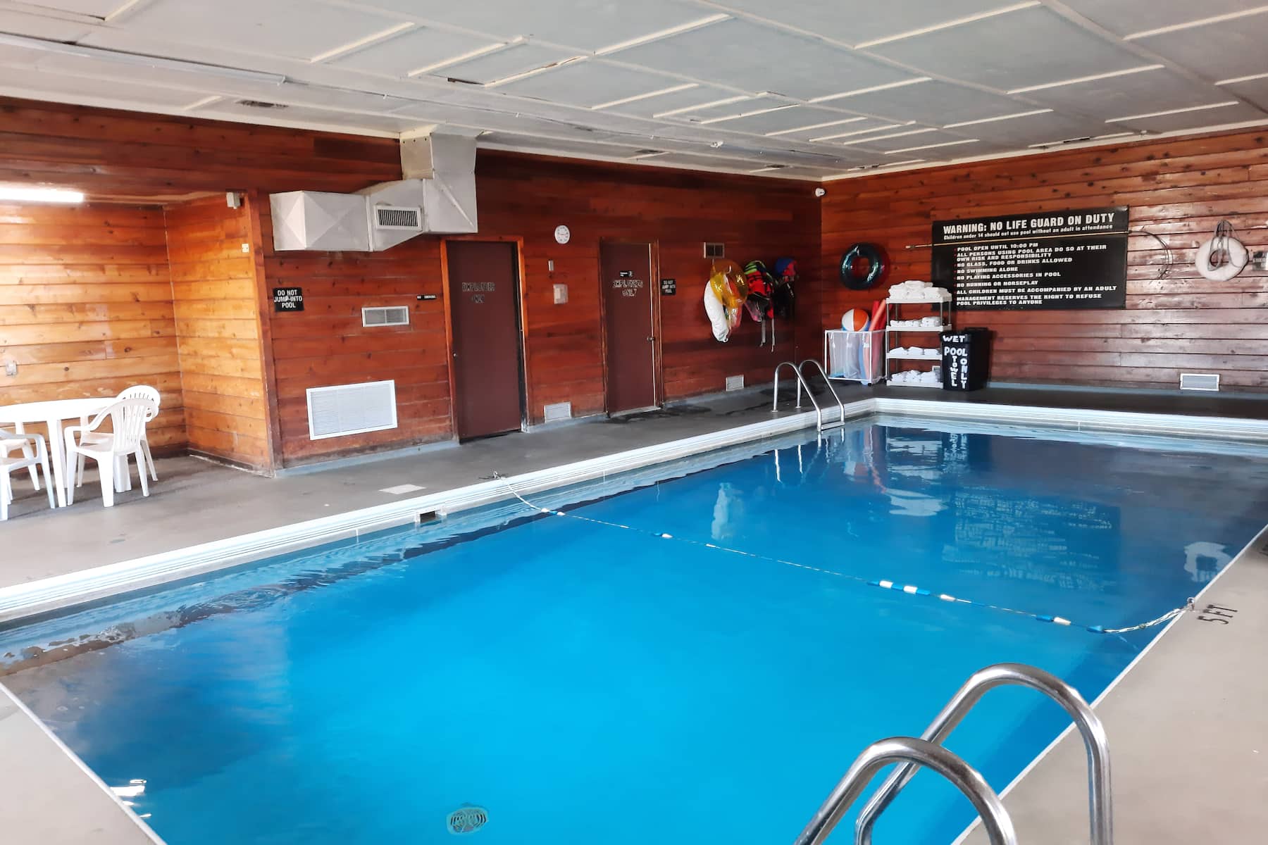 Super 8 by Wyndham Watertown | Watertown, SD Hotels