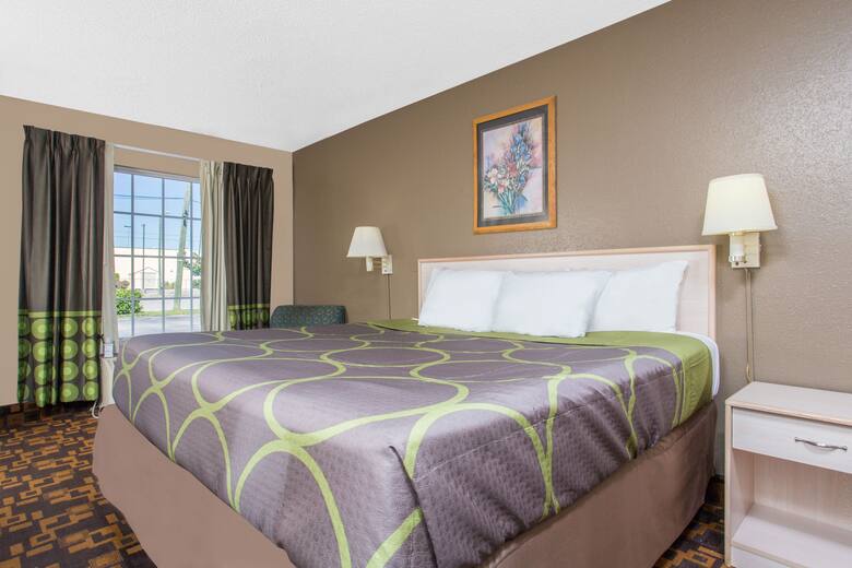 Guest room at the Super 8 Antioch/Nashville South East in Antioch, Tennessee