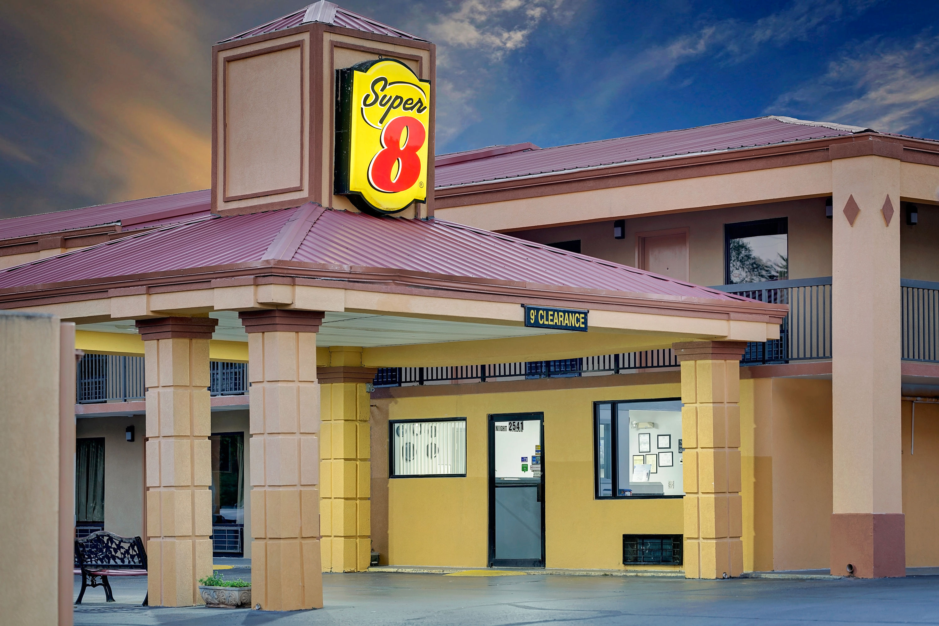 Exterior Dusk Image of Super 8 by Wyndham Athens hotel in Athens, Tennessee